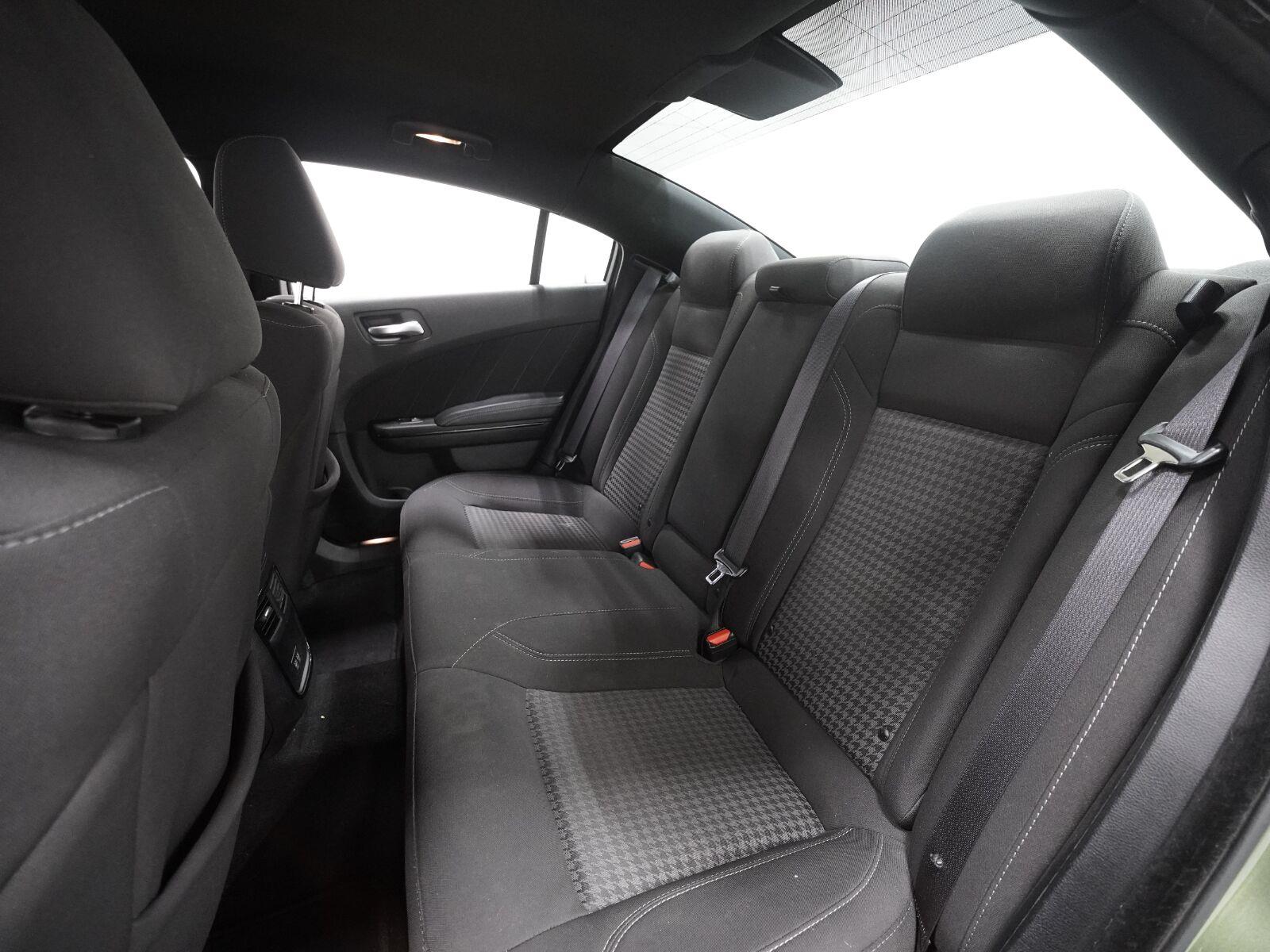 2023 Dodge Charger SXT - Photo 17