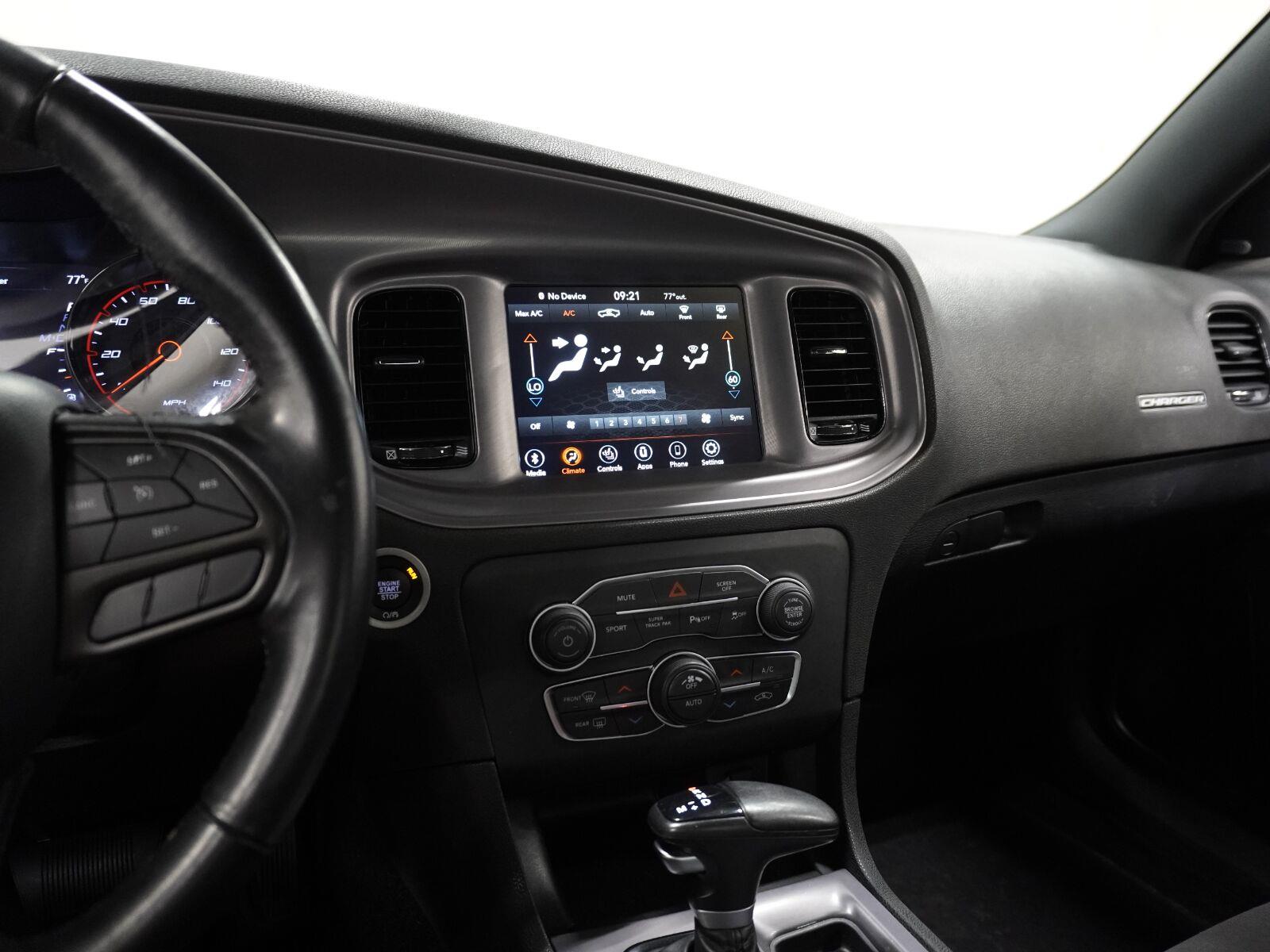 2023 Dodge Charger SXT - Photo 26