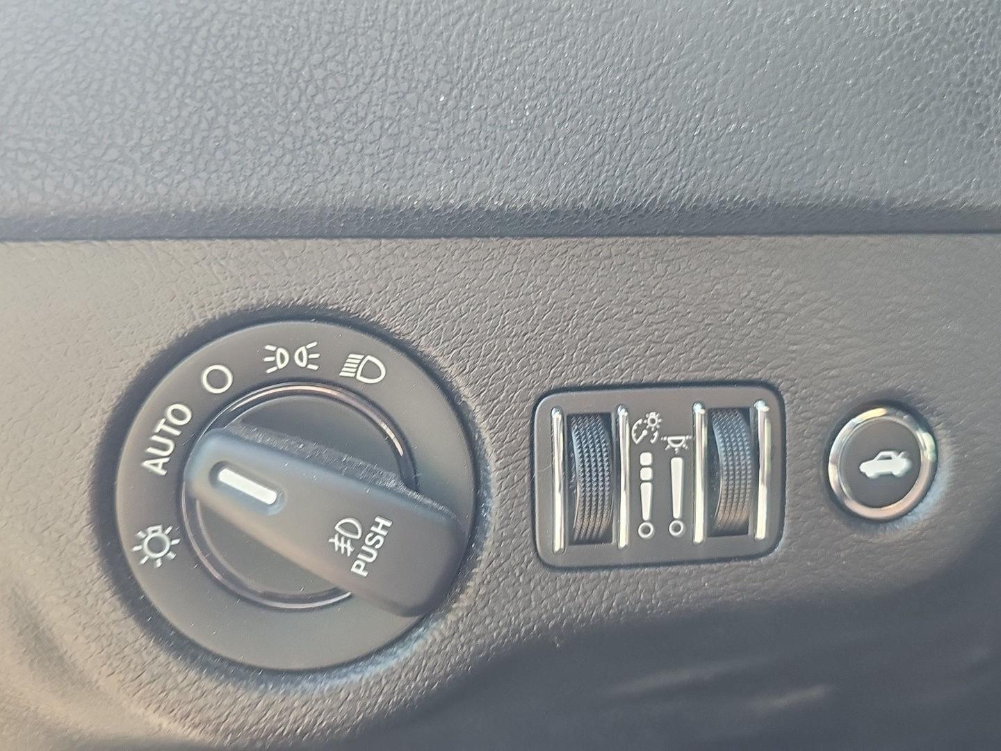2023 Dodge Charger SXT - Photo 21