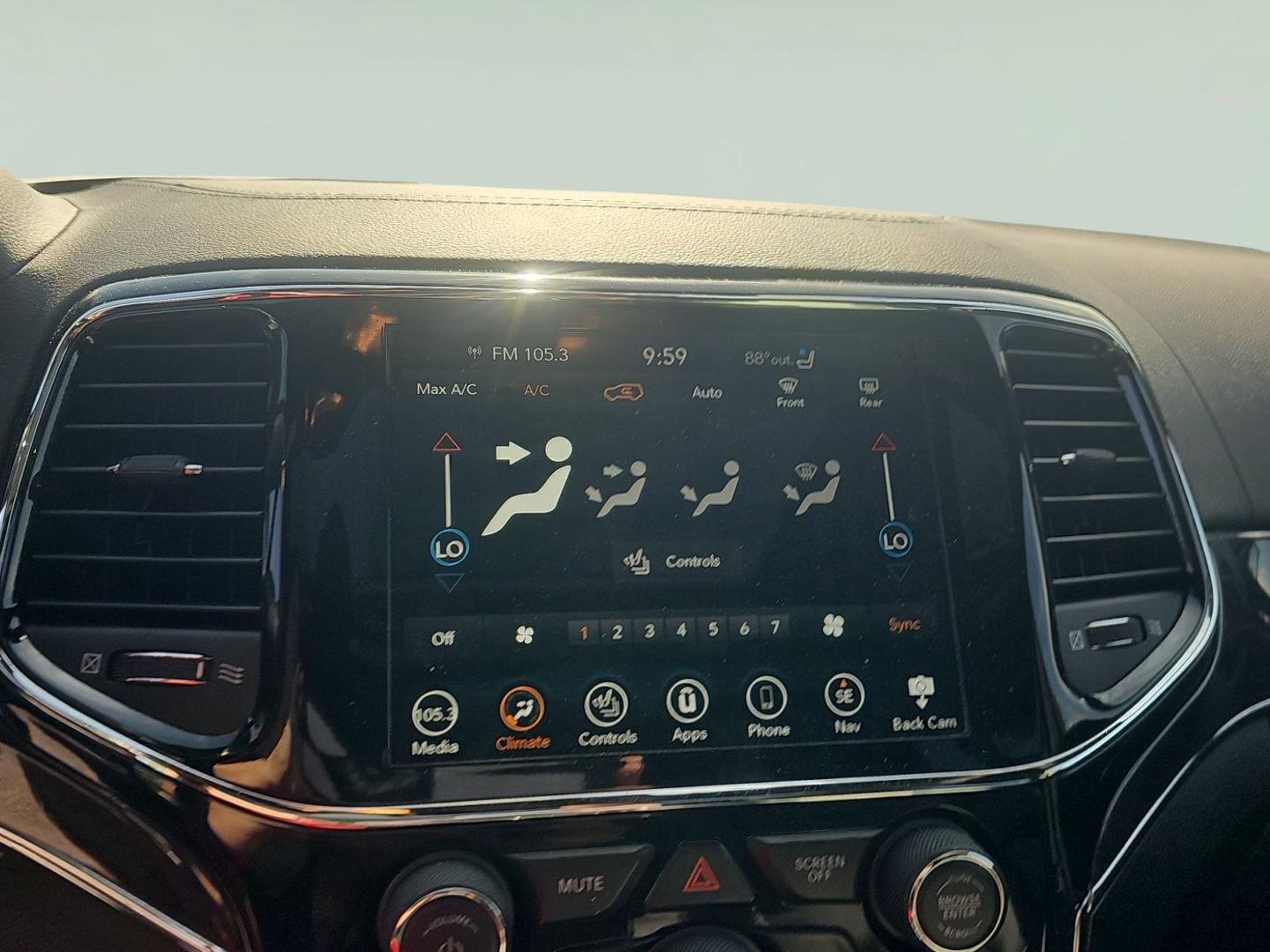 2021 Jeep Grand Cherokee Overland - Photo 20