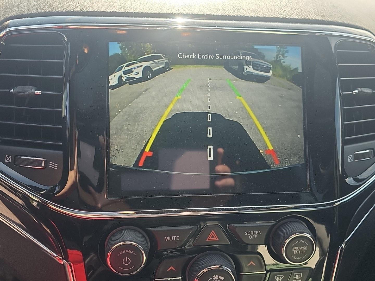 2021 Jeep Grand Cherokee Overland - Photo 21
