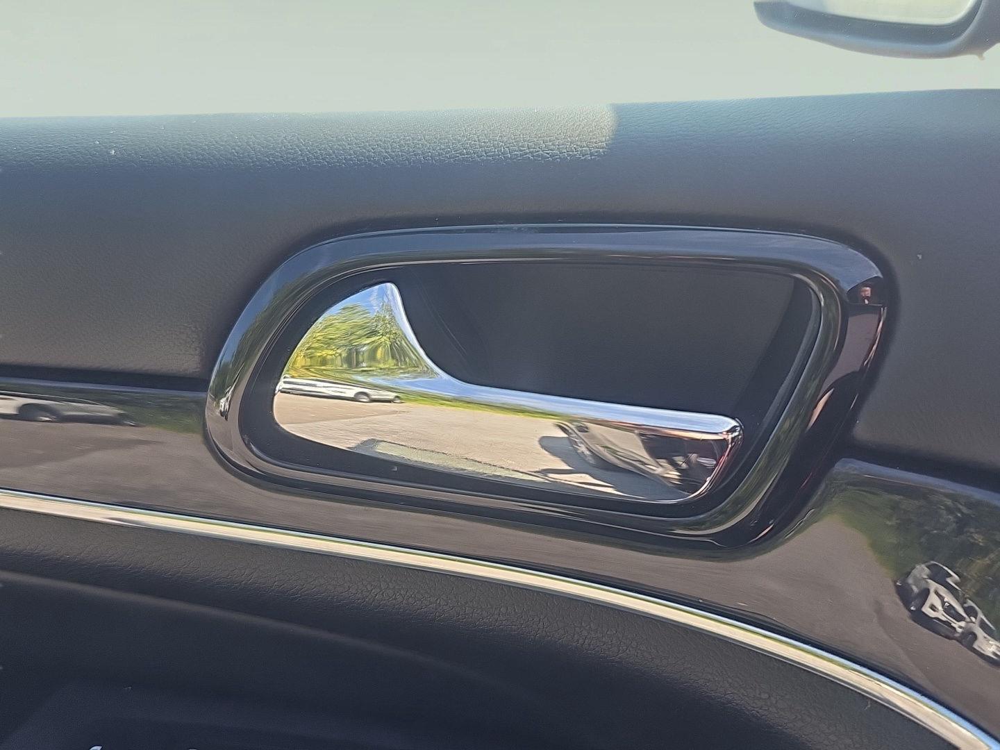 2021 Jeep Grand Cherokee Overland - Photo 27