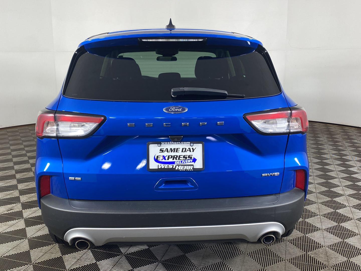 Used 2021 Blue Metallic Ford SE image 20