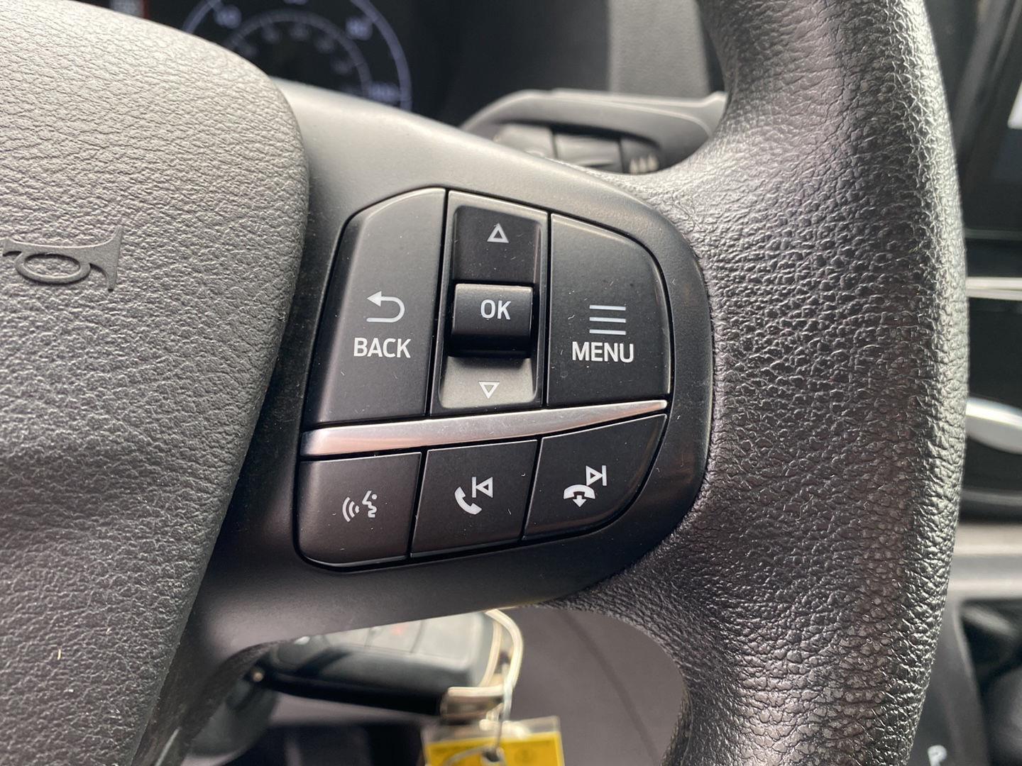 Used 2023 Oxford White Ford 350 XLT image 15