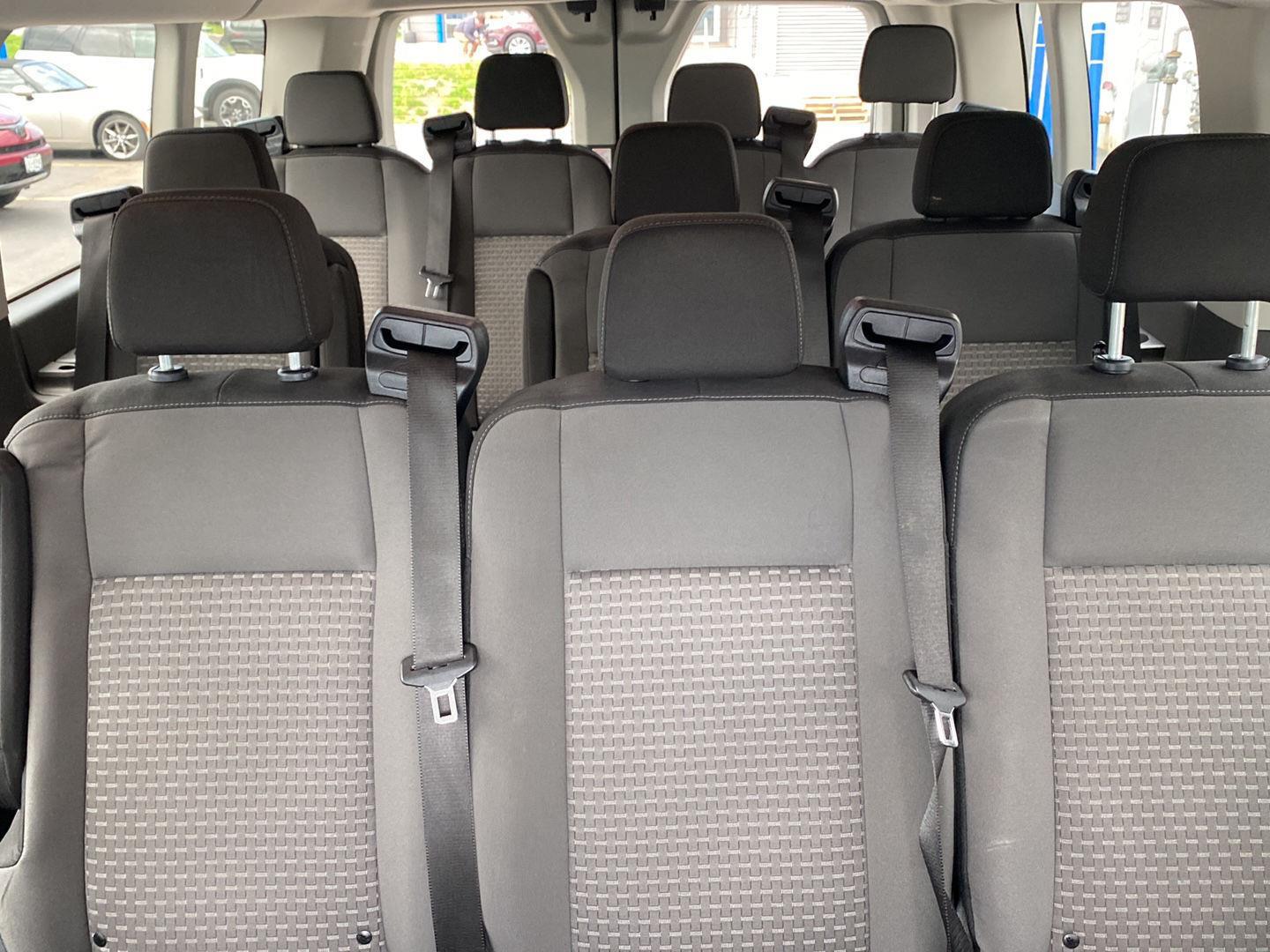 Used 2023 Oxford White Ford 350 XLT image 18