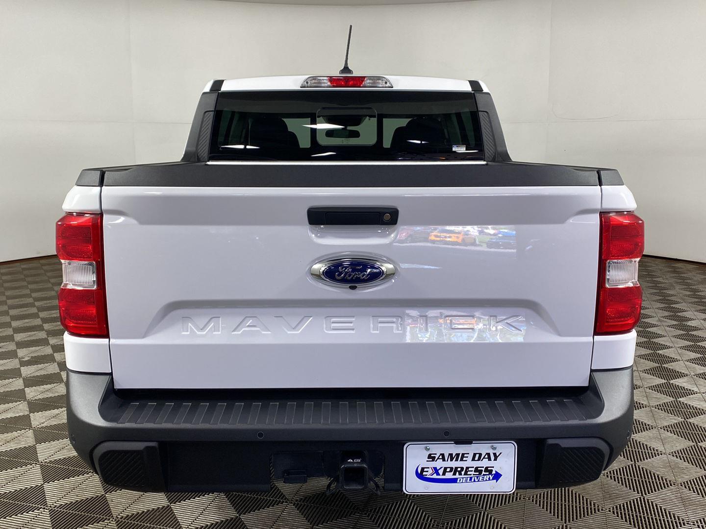 Certified Used 2022 Oxford White Ford LARIAT image 22