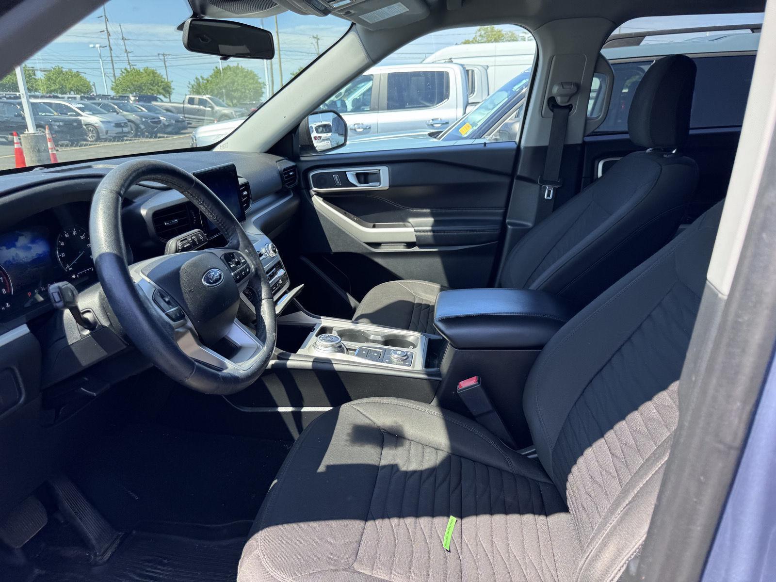 Used 2021 Infinite Blue Metallic Tinted Clearcoat Ford XLT image 7