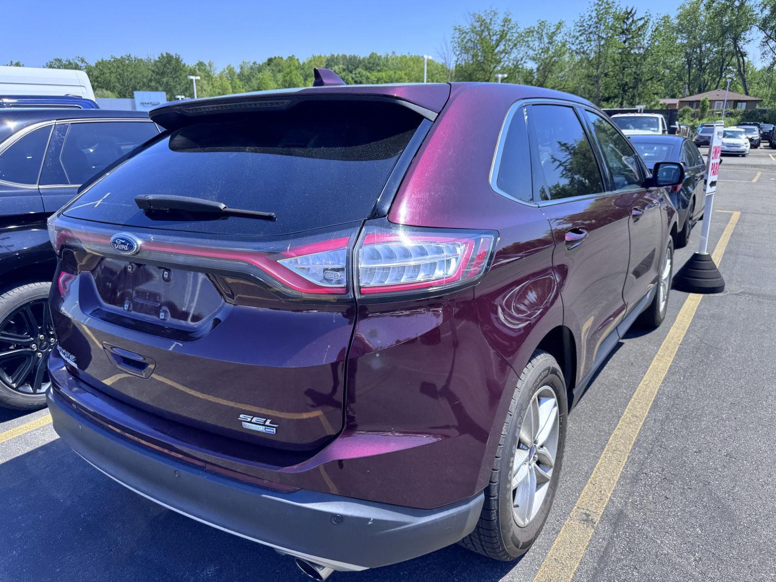 Used 2017 Burgundy Velvet Metallic Tinted Clearcoat Ford SEL image 4