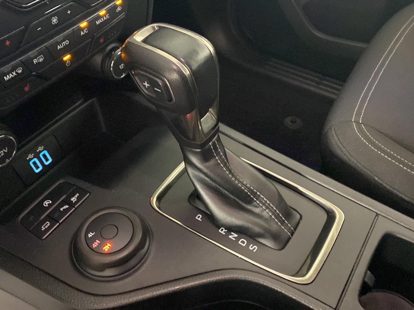 Used 2019 Magnetic Ford XLT image 8