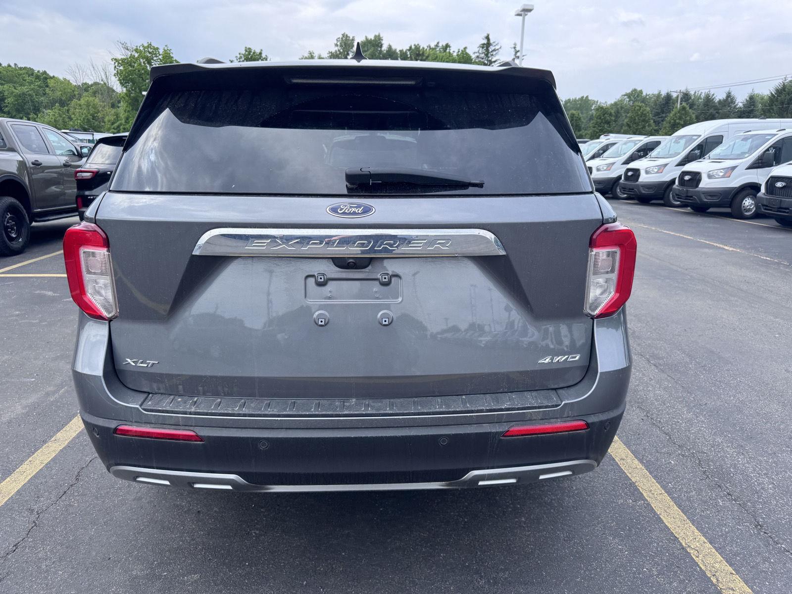 Used 2023 Carbonized Gray Ford XLT image 5