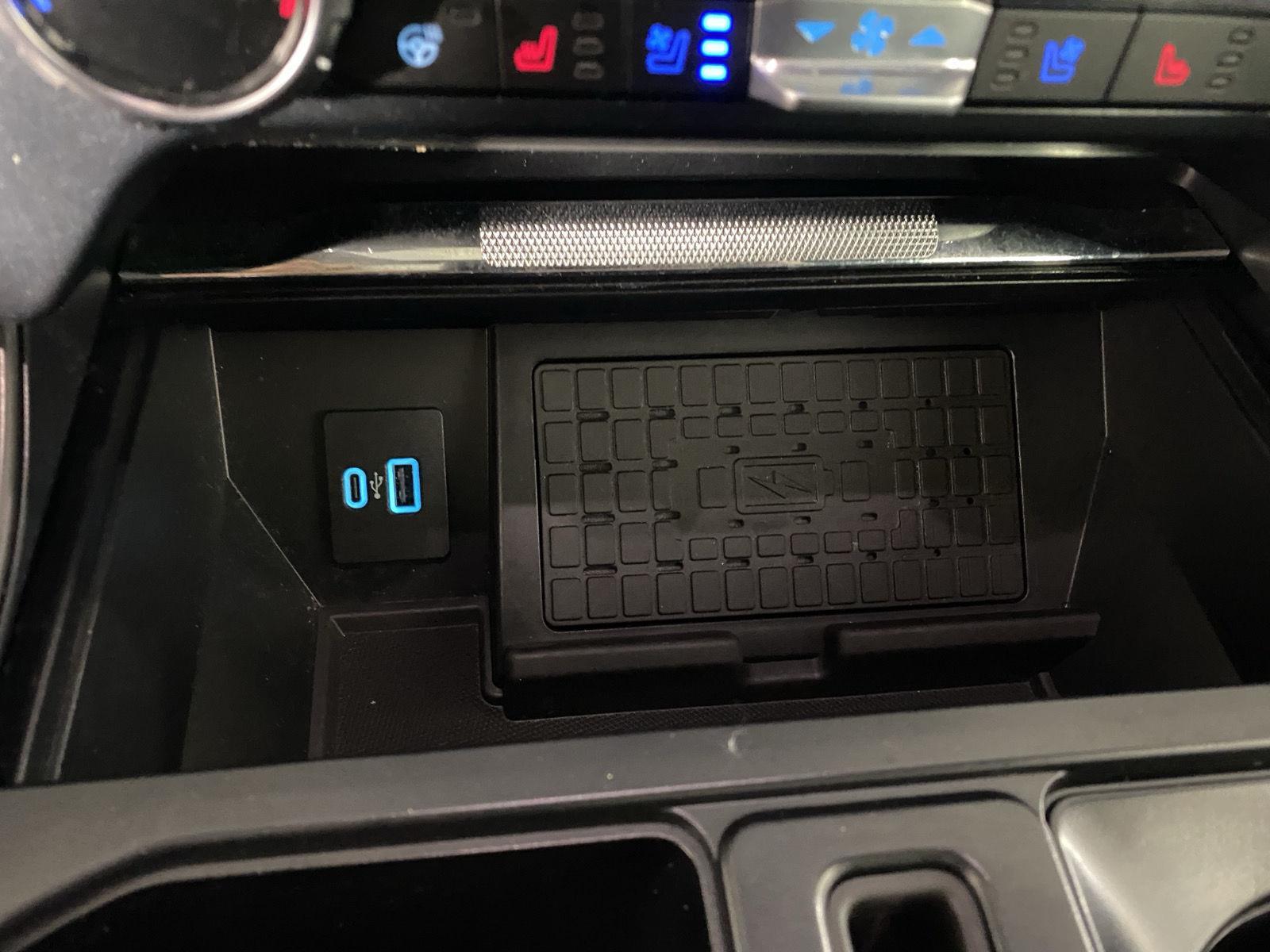 Certified Used 2024 Carbonized Gray Ford LARIAT image 20