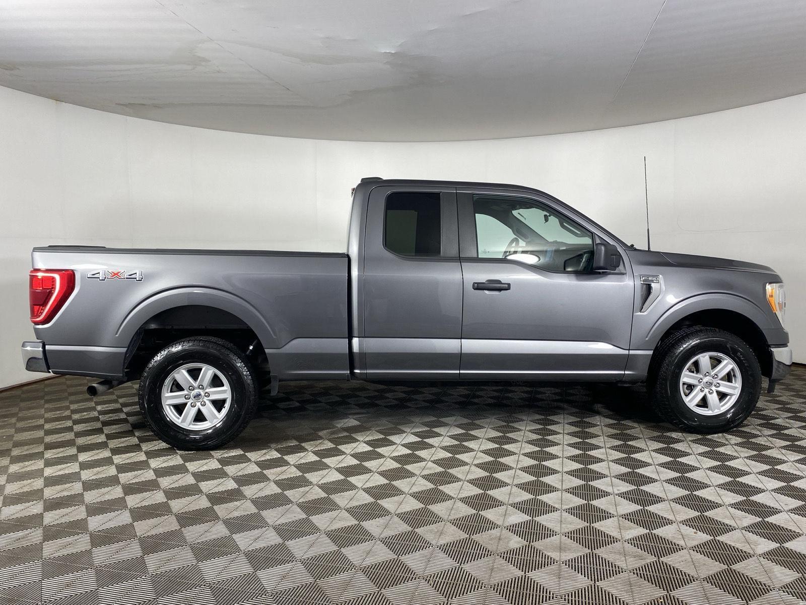 Used 2022 Carbonized Gray Ford XLT image 8