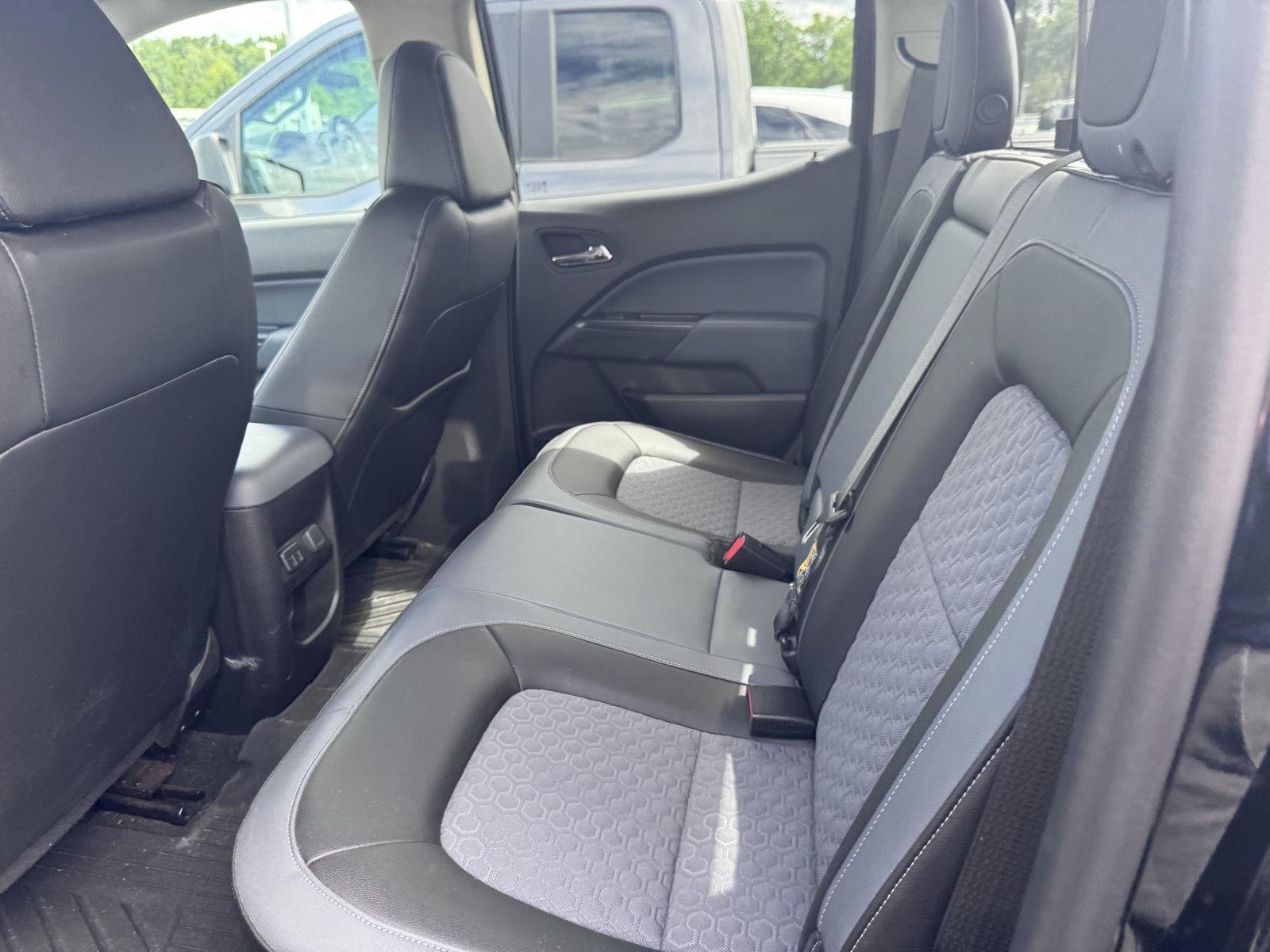 Used 2016 Black Chevrolet 4WD Z71 image 9