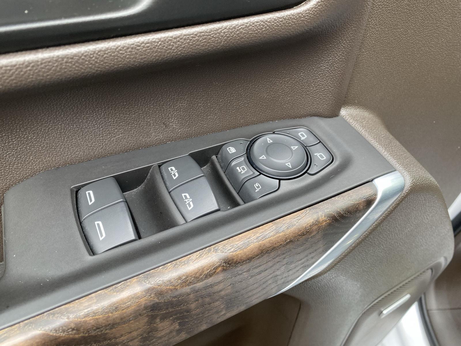 Used 2021 White Frost GMC Denali image 12