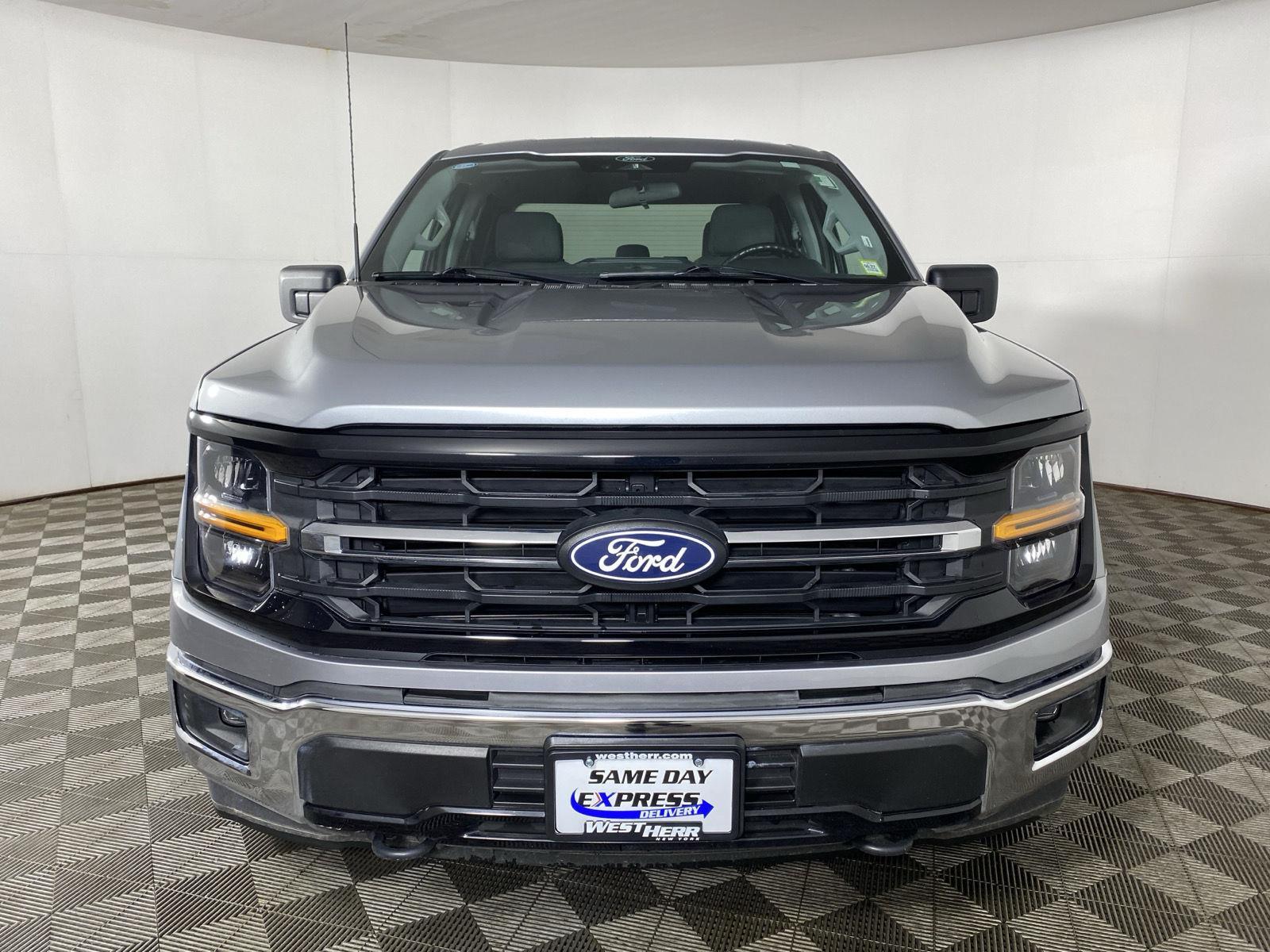 View vehicle photo 2