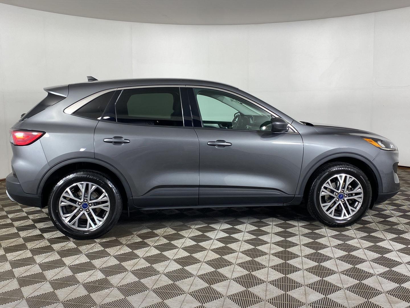 Used 2022 Carbonized Gray Ford SEL image 24