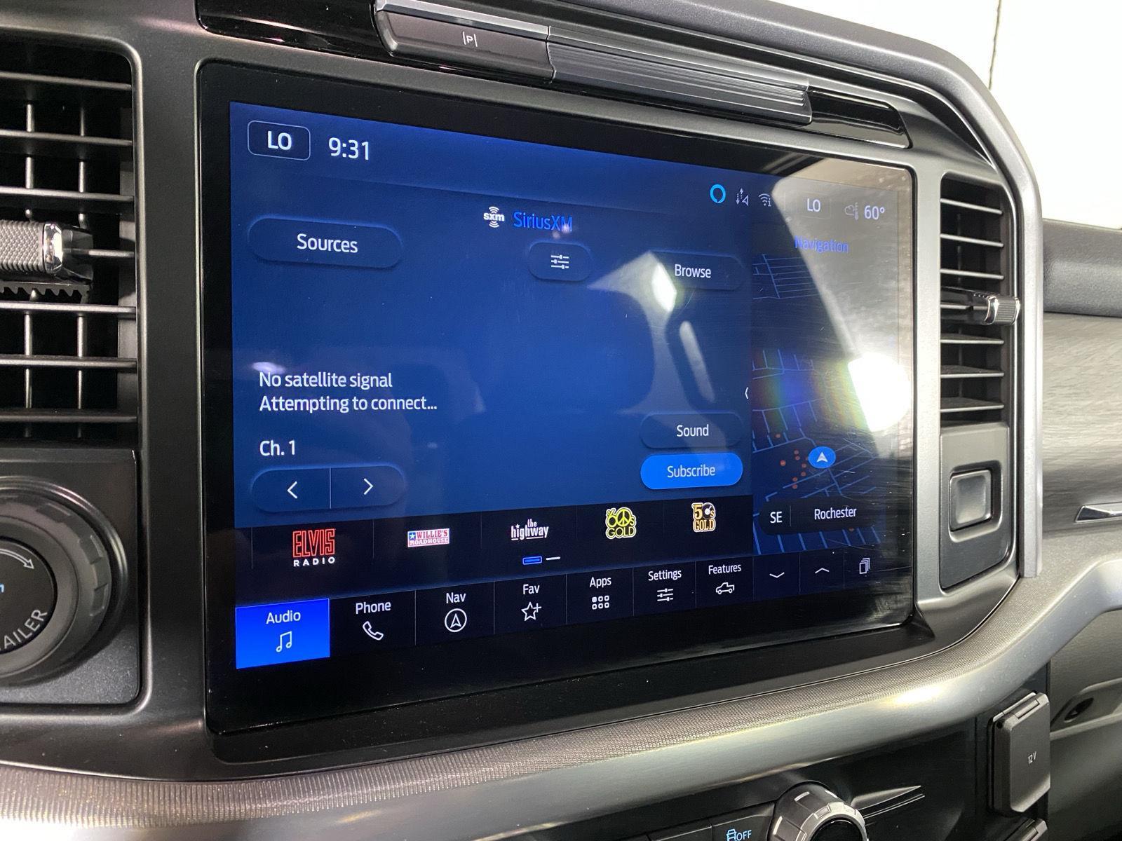 Used 2025 Gray Ford LARIAT image 24