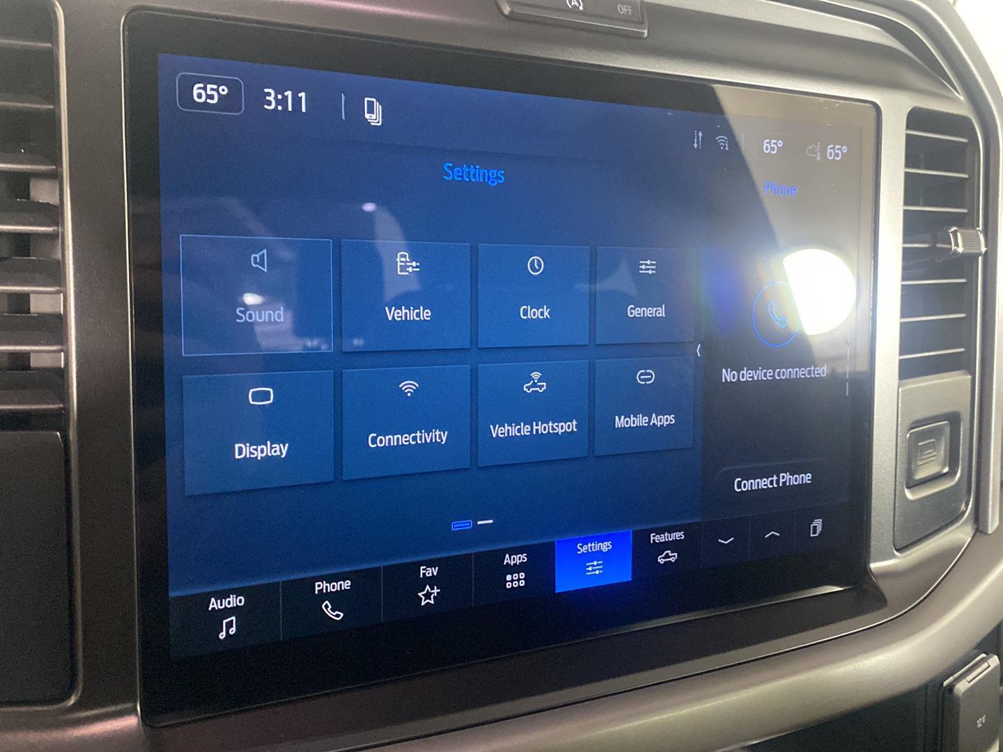 New 2026 Agate Black Ford XLT image 4
