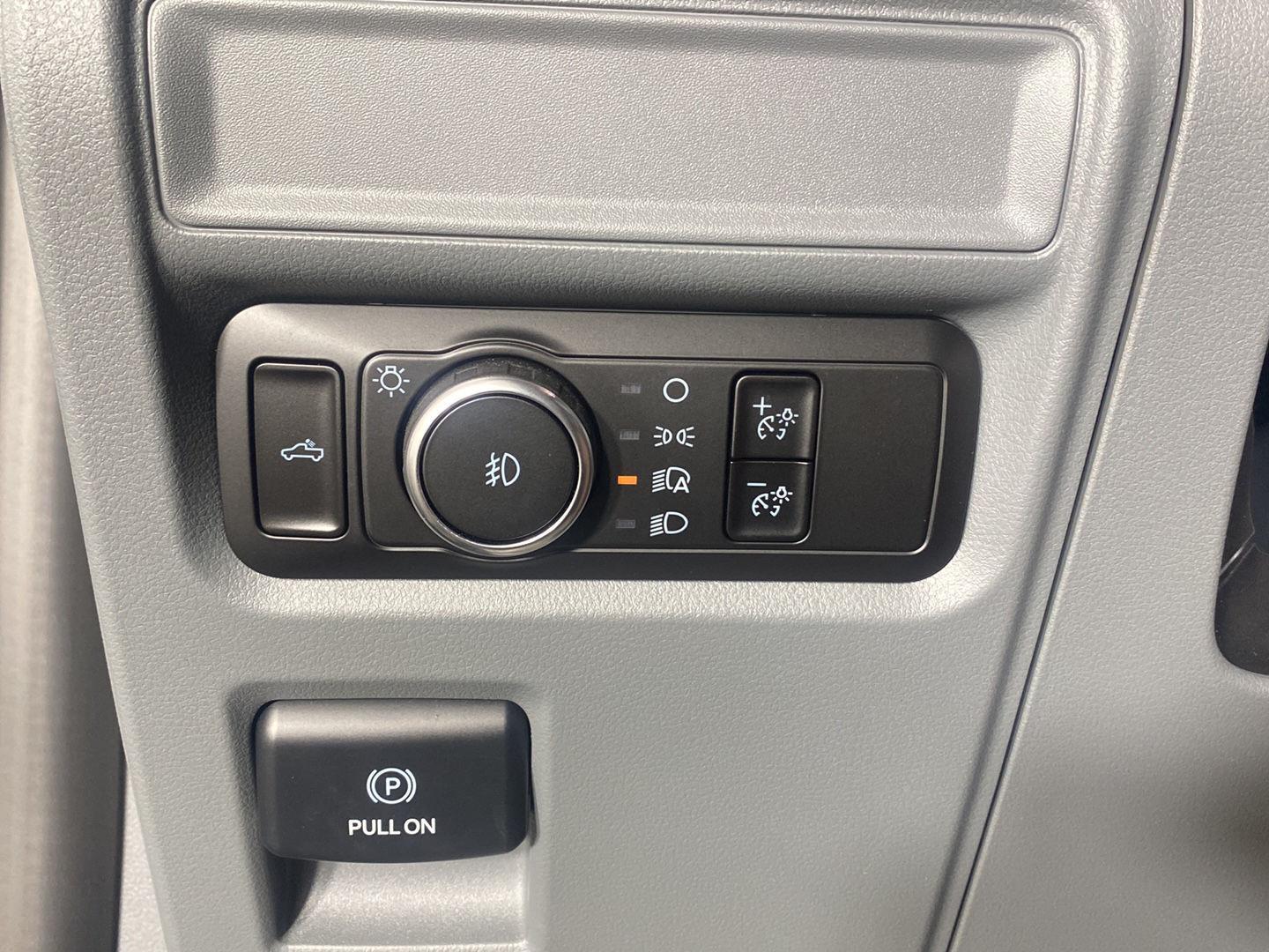 New 2026 Agate Black Ford XLT image 14