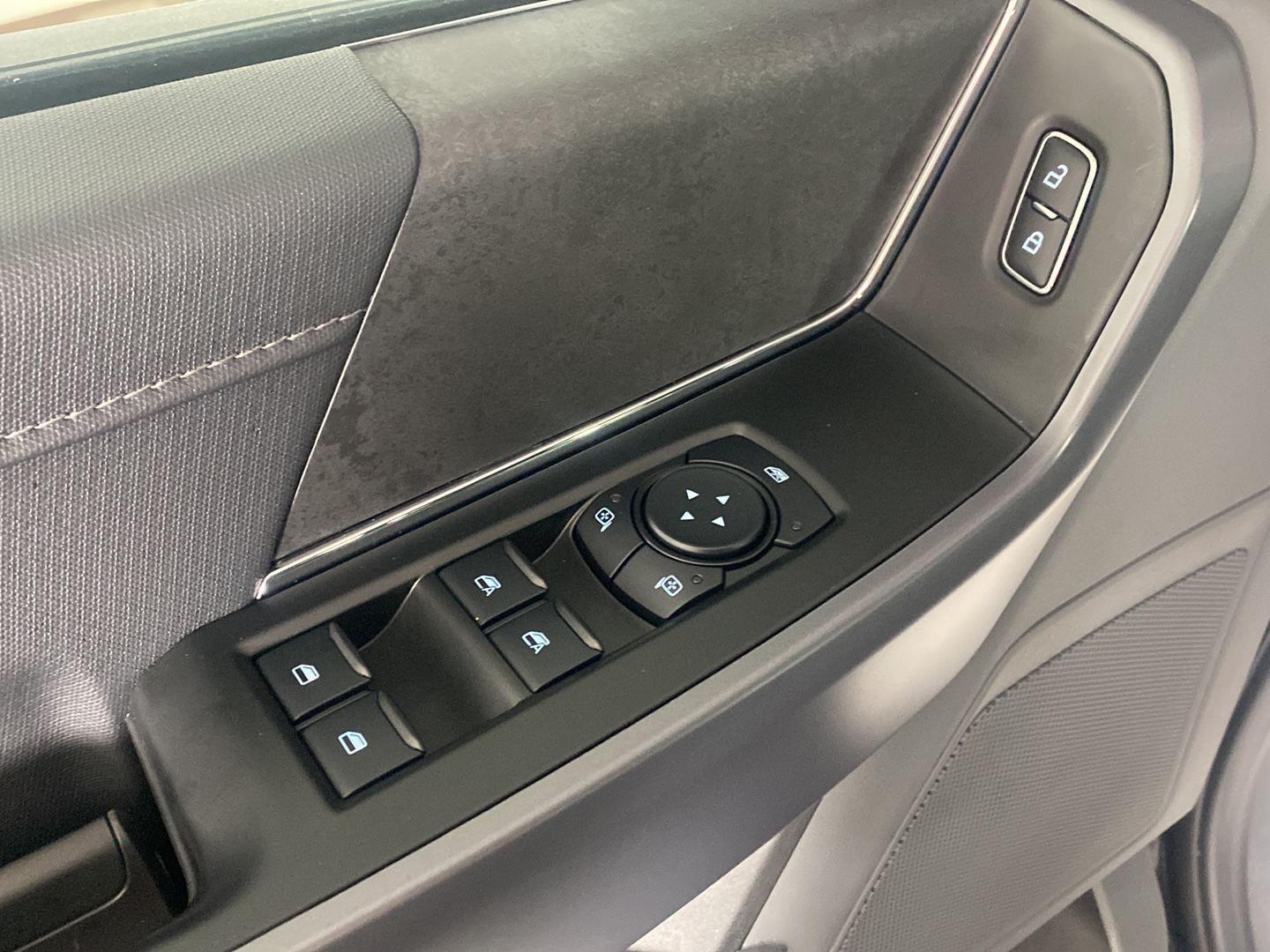 New 2026 Agate Black Ford XLT image 16