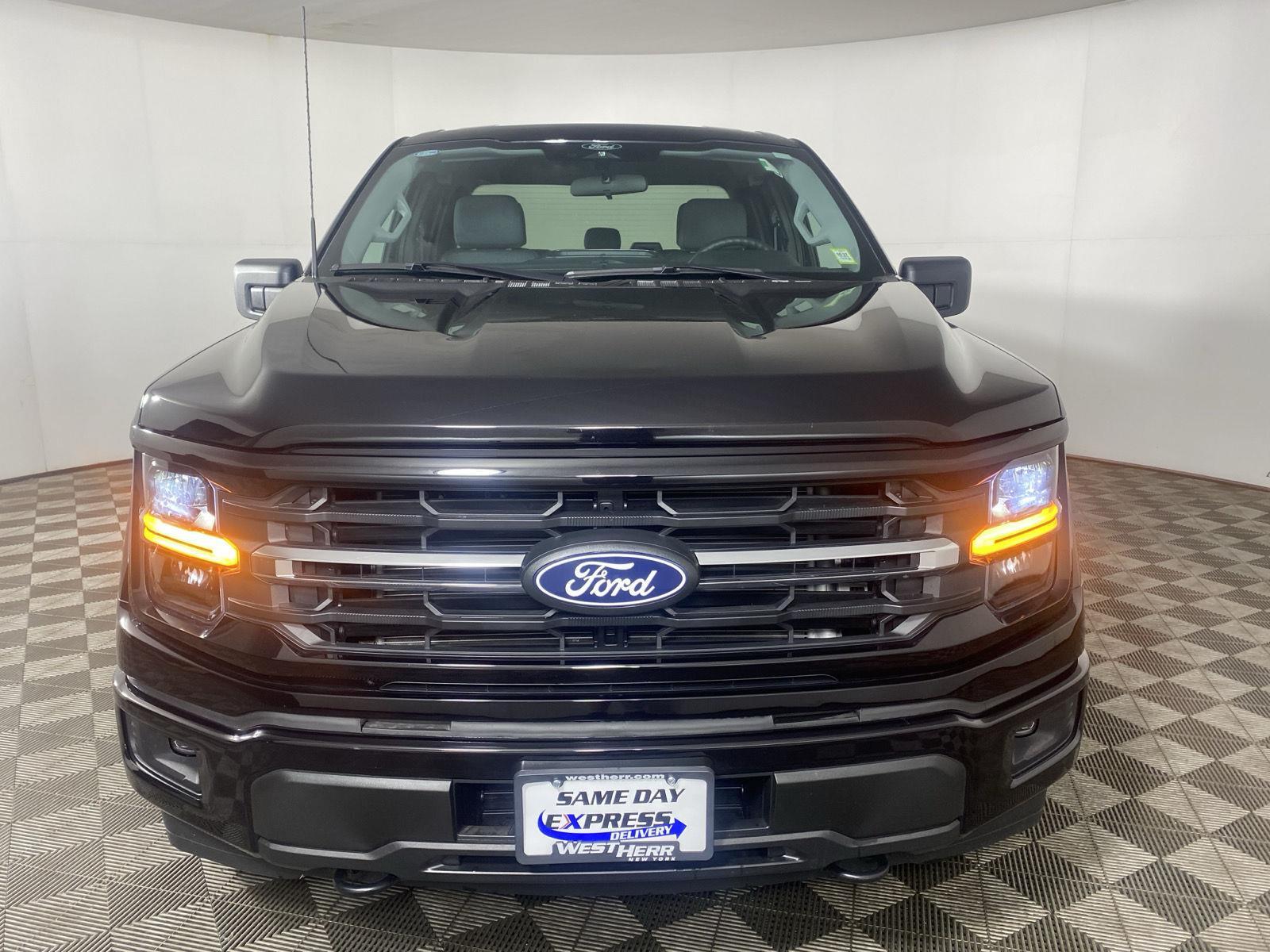 New 2026 Agate Black Ford XLT image 29
