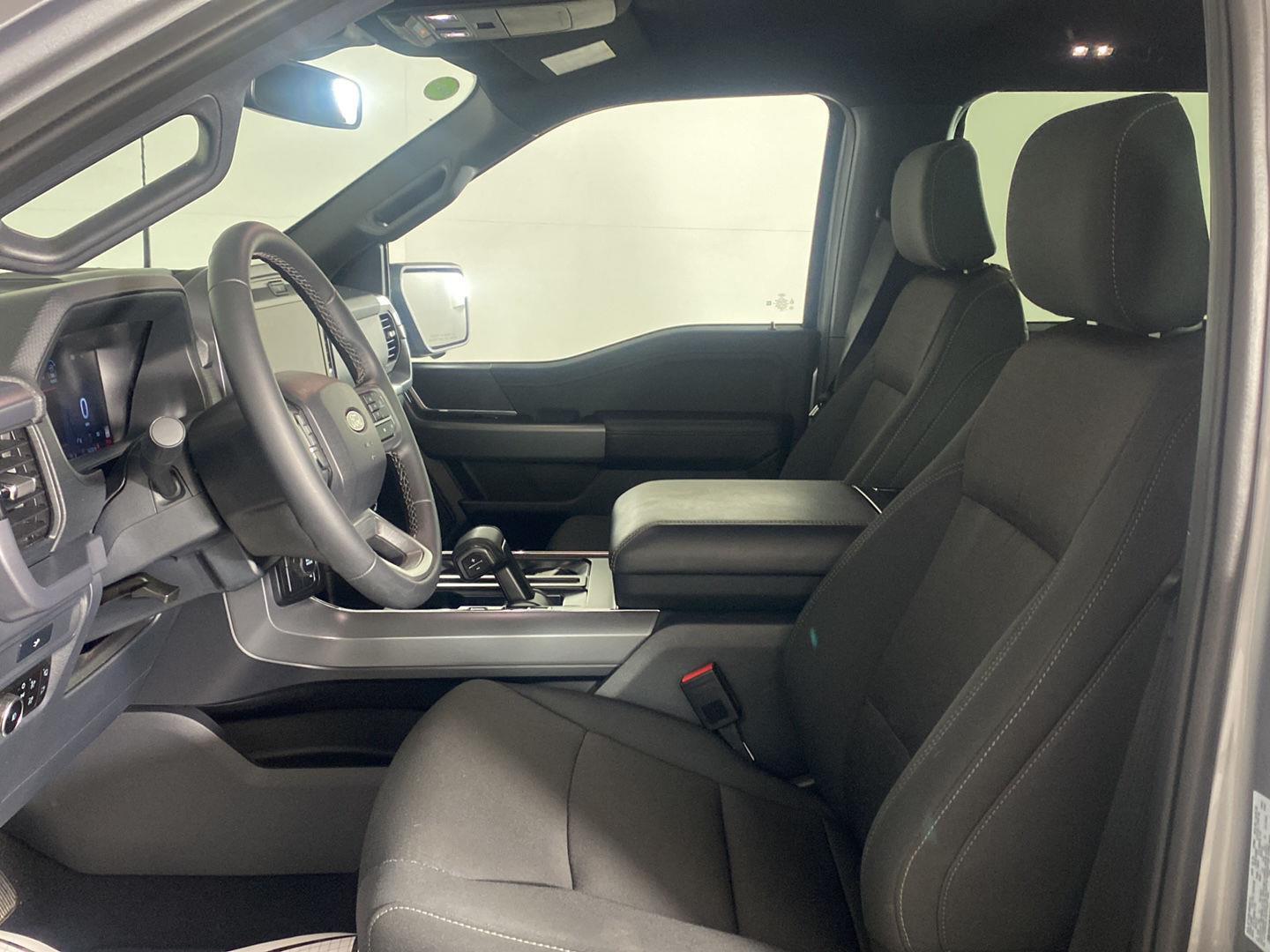 New 2026 Iconic Silver Ford XLT image 23