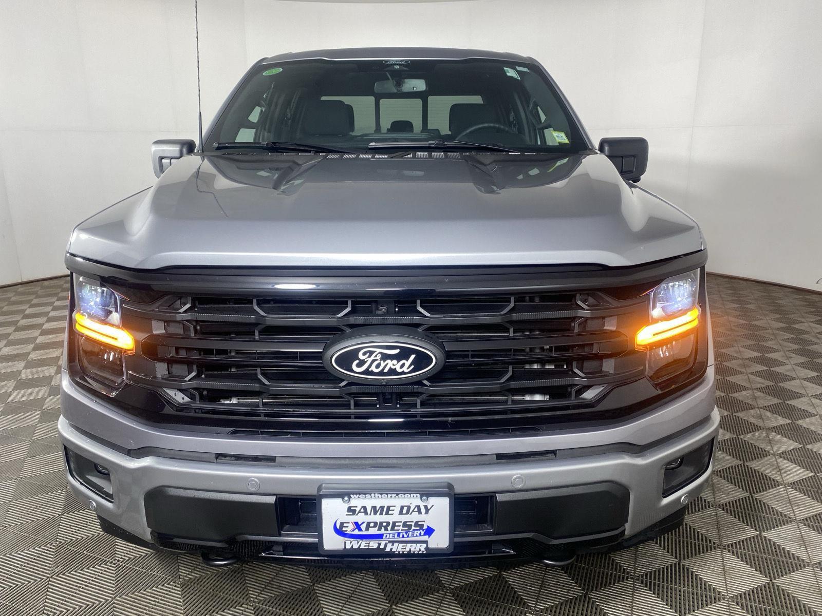 New 2026 Iconic Silver Ford XLT image 30
