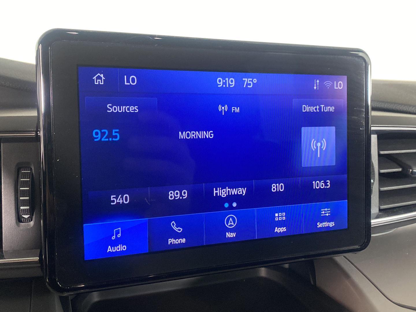 View vehicle photo 3