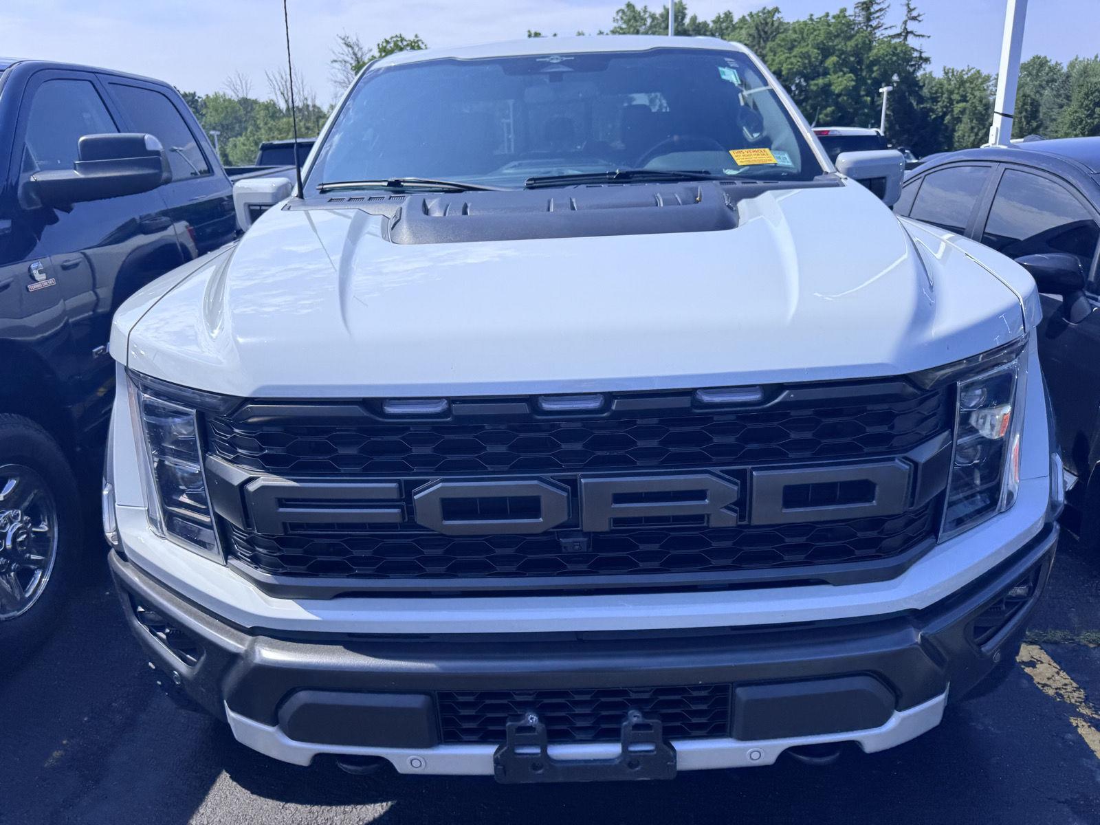 Used 2023 Avalanche Gray Ford Raptor image 2