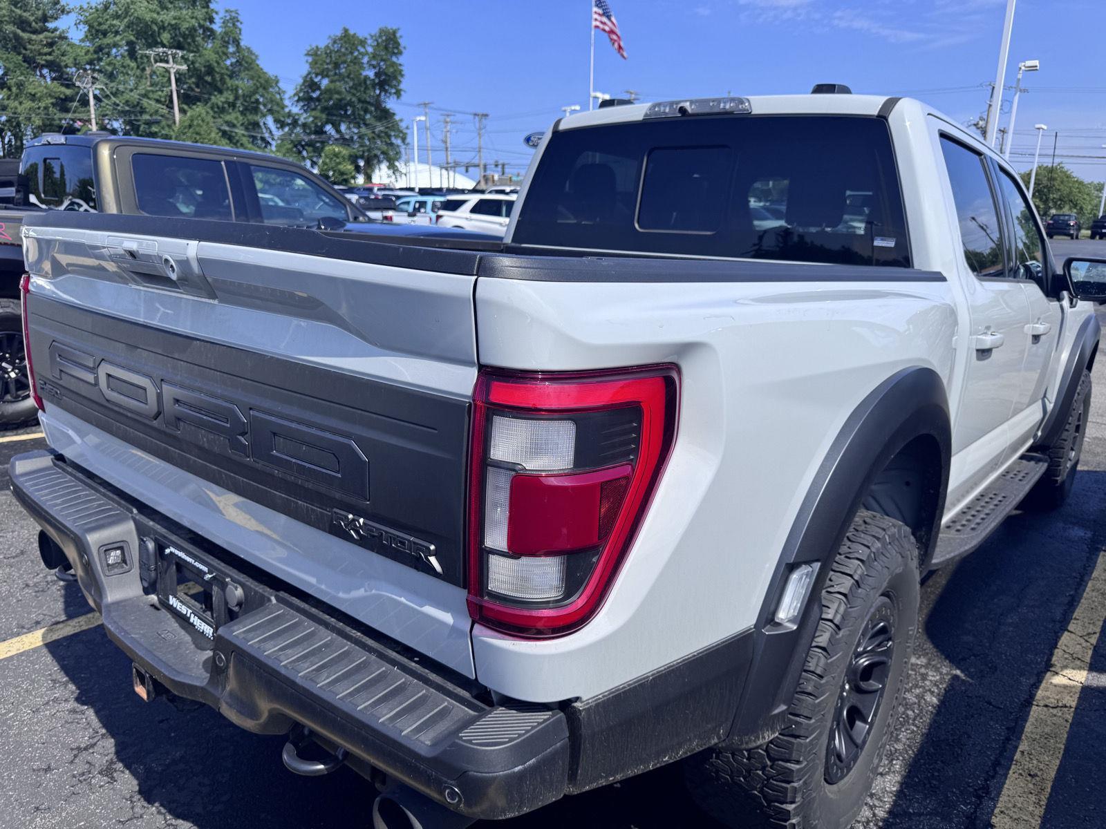 Used 2023 Avalanche Gray Ford Raptor image 4