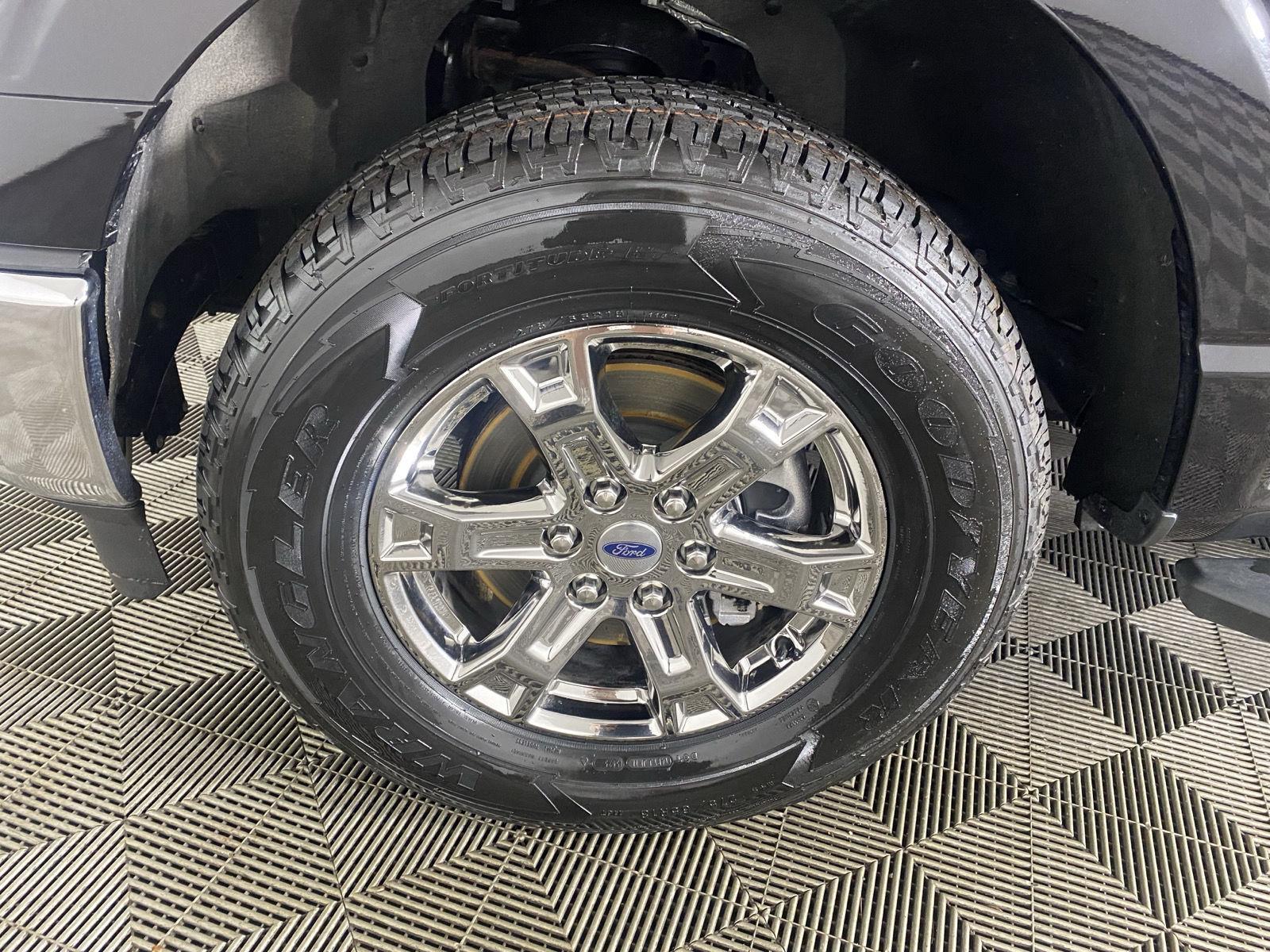 Used 2022 Agate Black Ford XLT image 27
