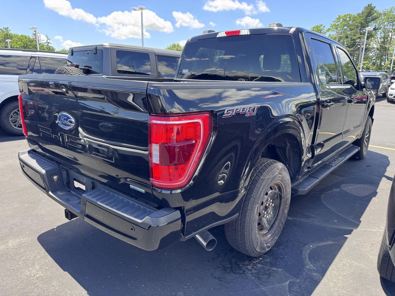 Used 2021 Agate Black Ford XLT image 4