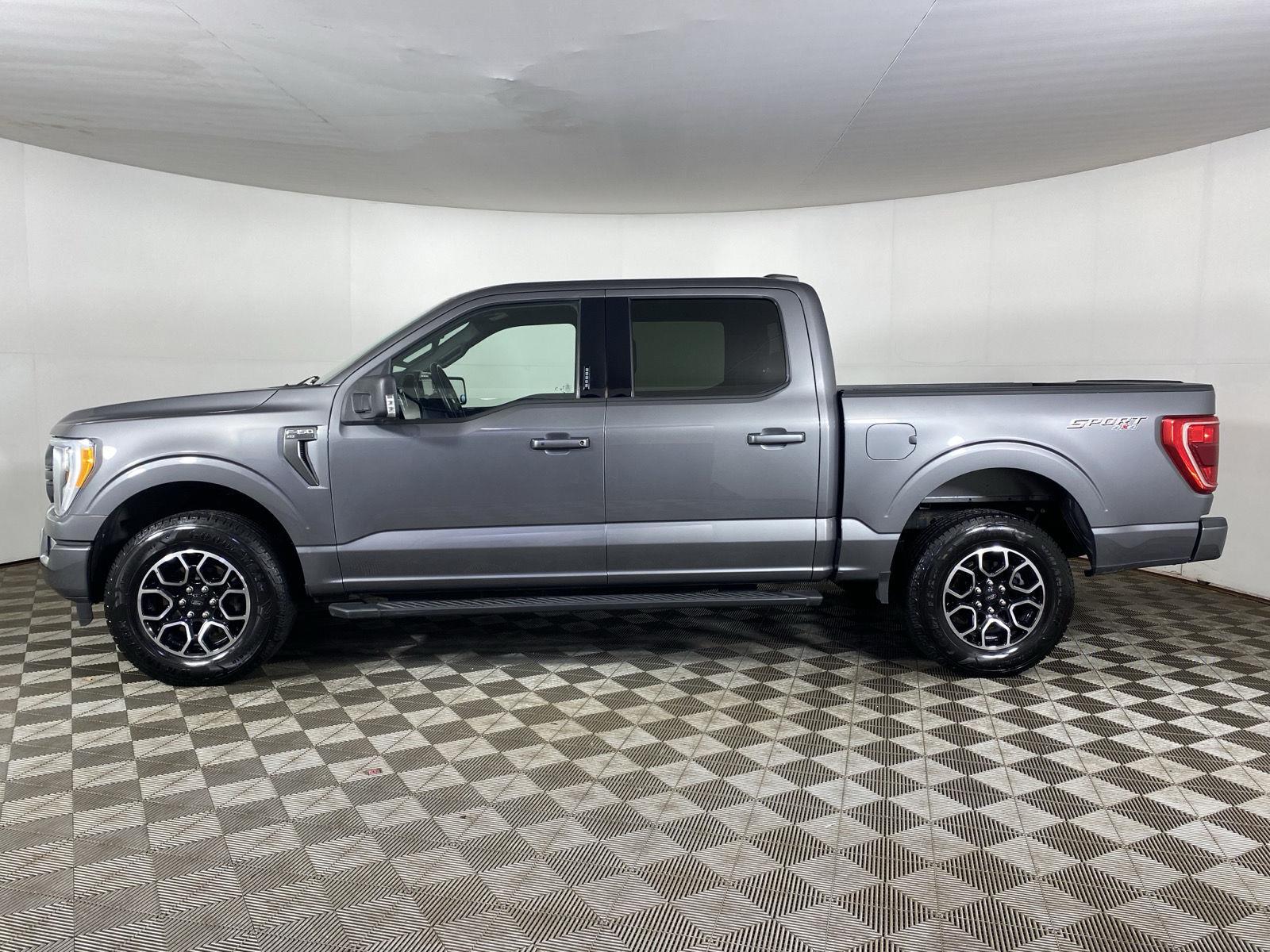 Used 2022 Carbonized Gray Ford XLT image 4