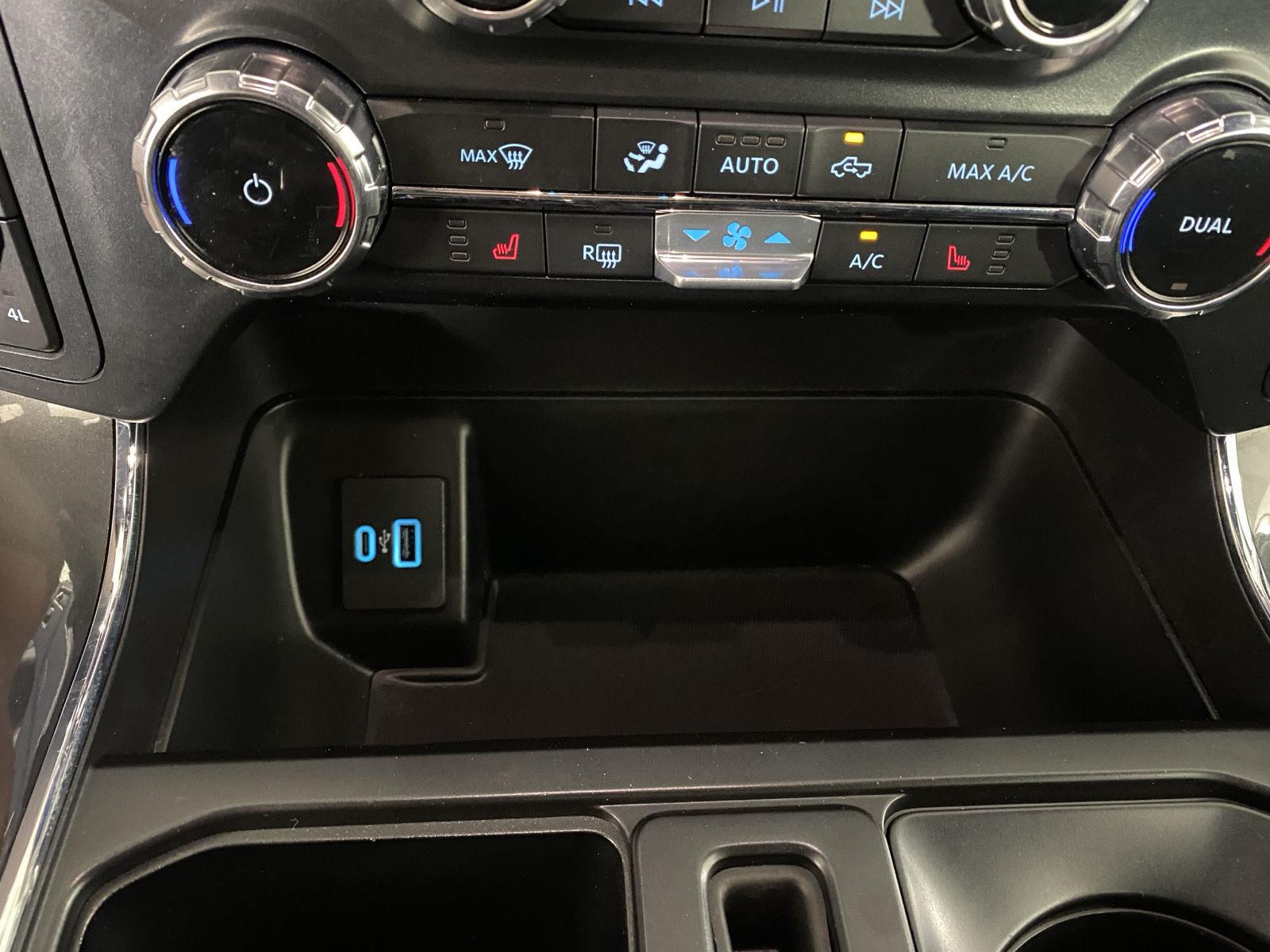 Used 2022 Carbonized Gray Ford XLT image 13