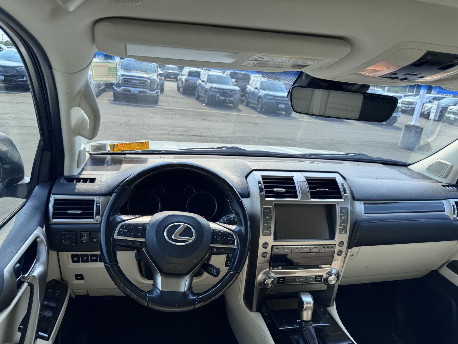 Used 2020 Starfire Pearl Lexus GX 460 Premium image 8