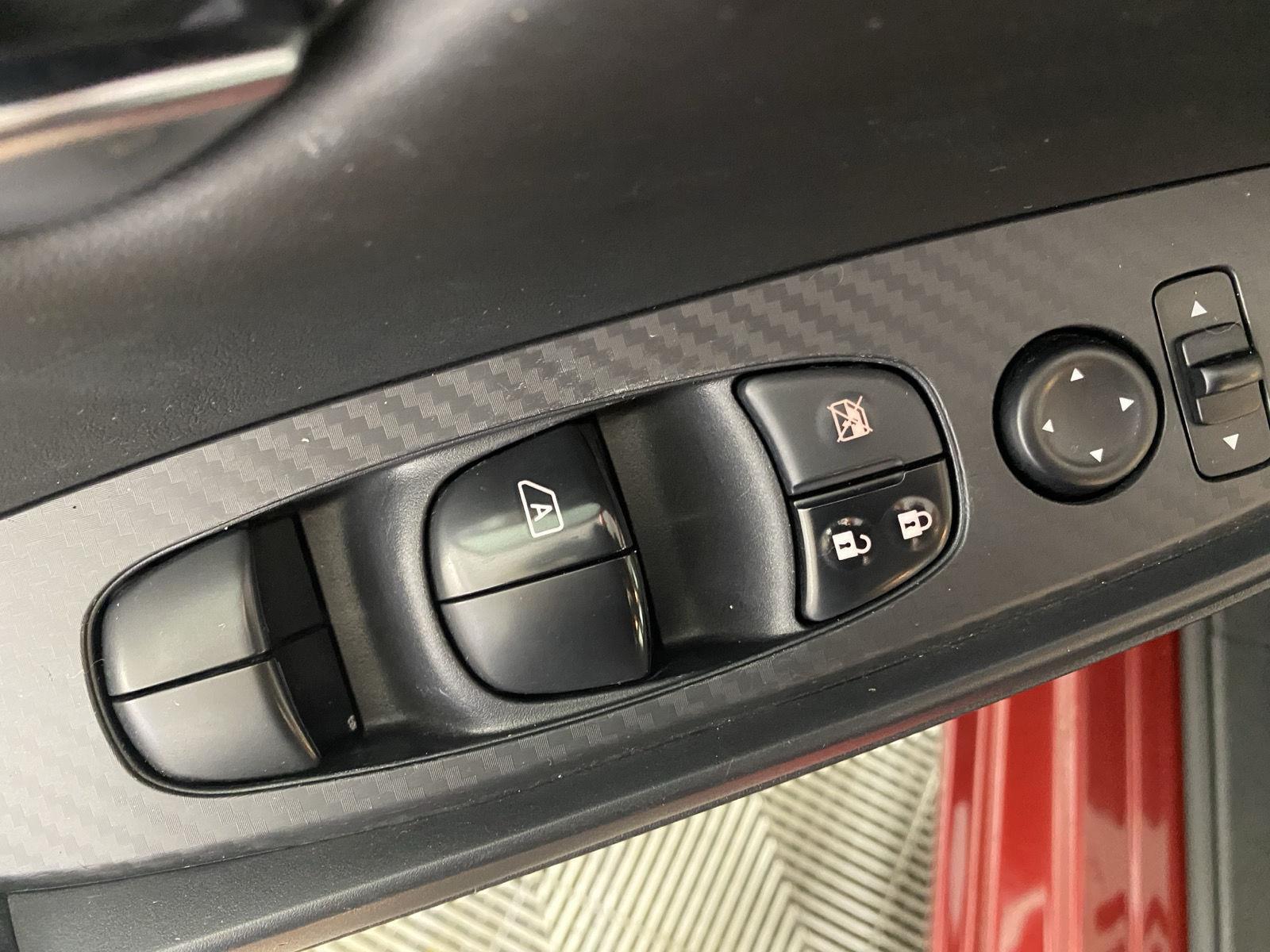 Used 2020 Scarlet Ember Tintcoat Nissan SV image 23