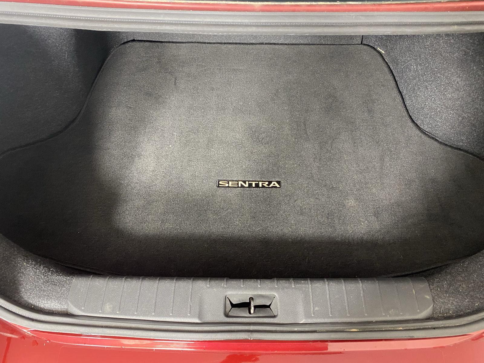 Used 2020 Scarlet Ember Tintcoat Nissan SV image 32