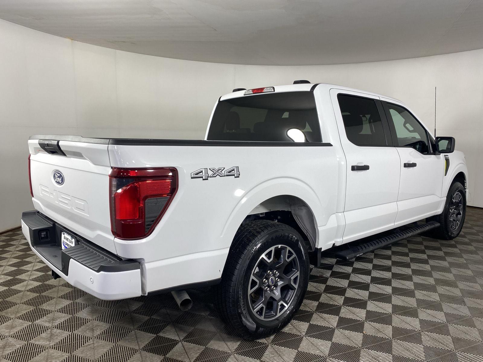 Used 2025 Oxford White Ford STX image 7