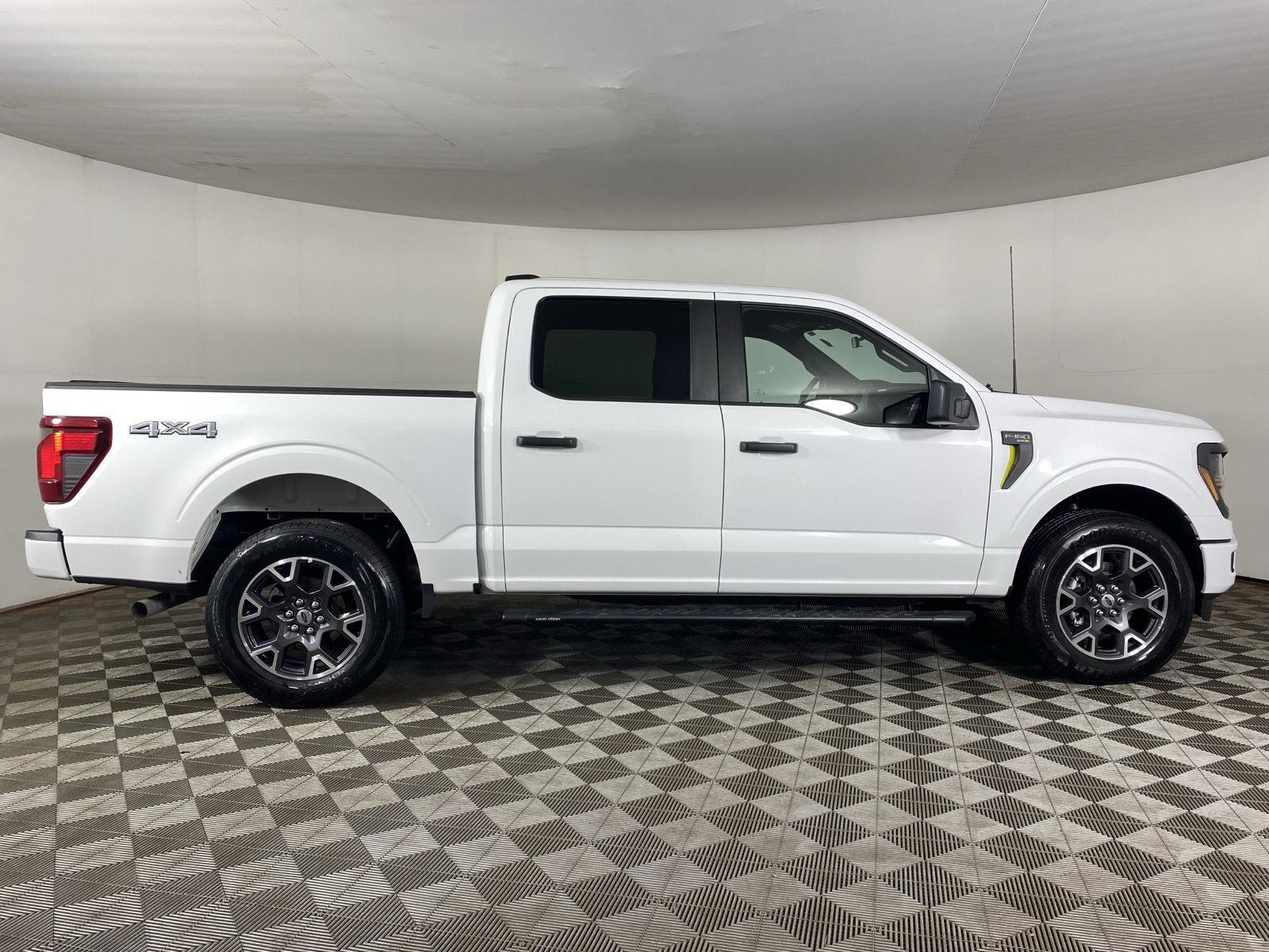 Used 2025 Oxford White Ford STX image 8