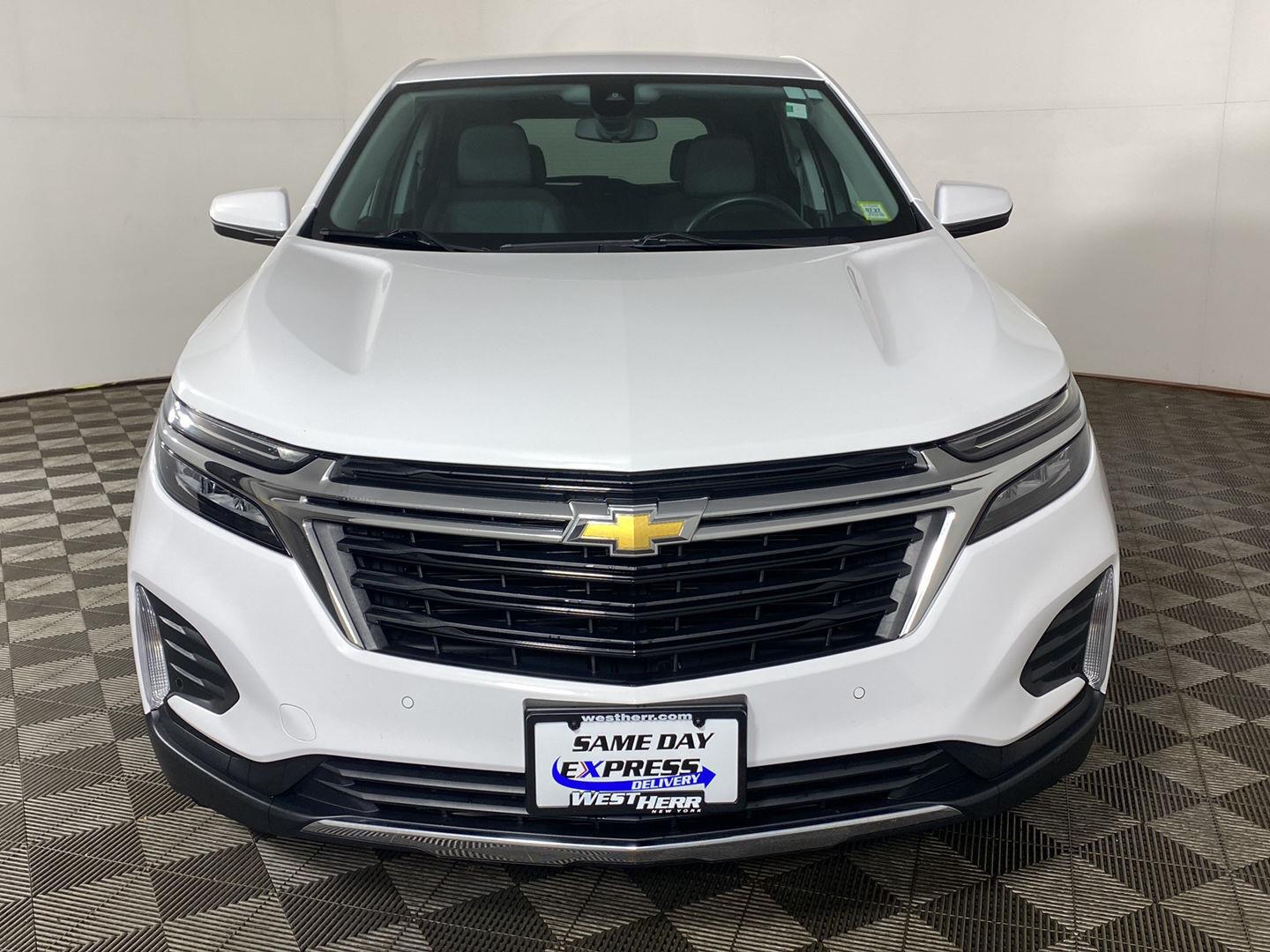 Used 2023 Summit White Chevrolet LT image 26