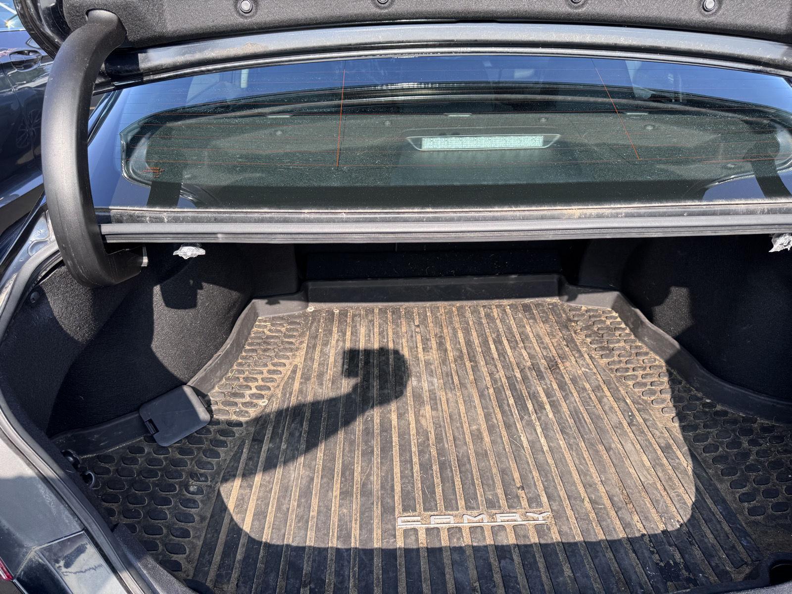 Used 2021 Midnight Black Metallic Toyota SE image 9
