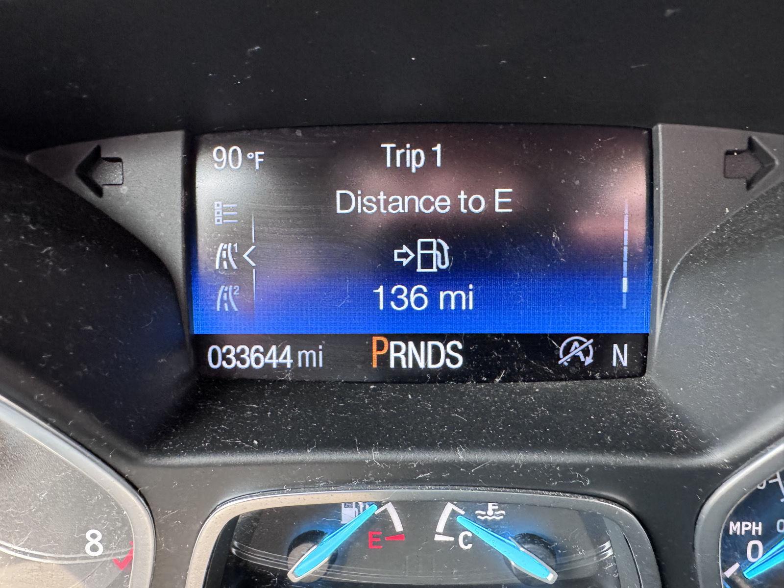 Used 2018 Blue Ford SE image 20