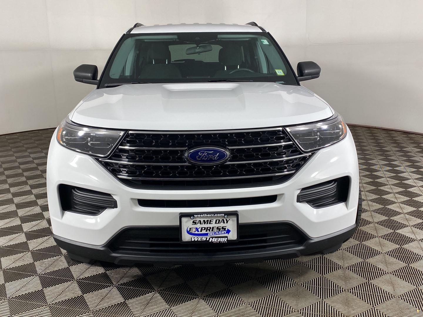Used 2021 Oxford White Ford XLT image 12