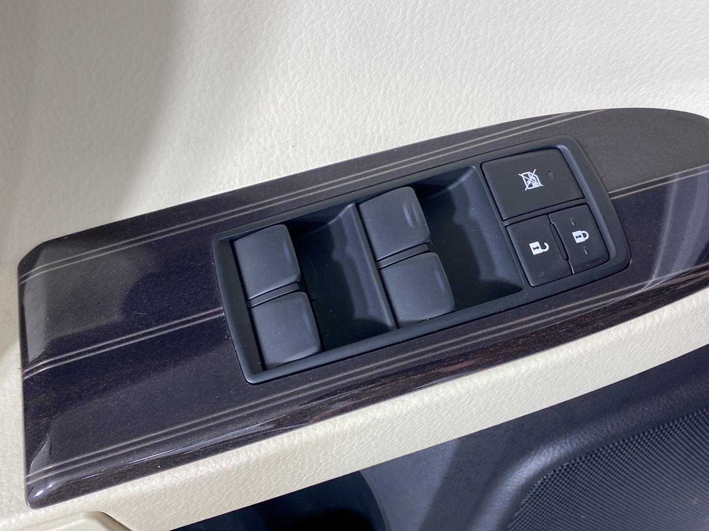 Used 2020 Starfire Pearl Lexus GX 460 Premium image 19