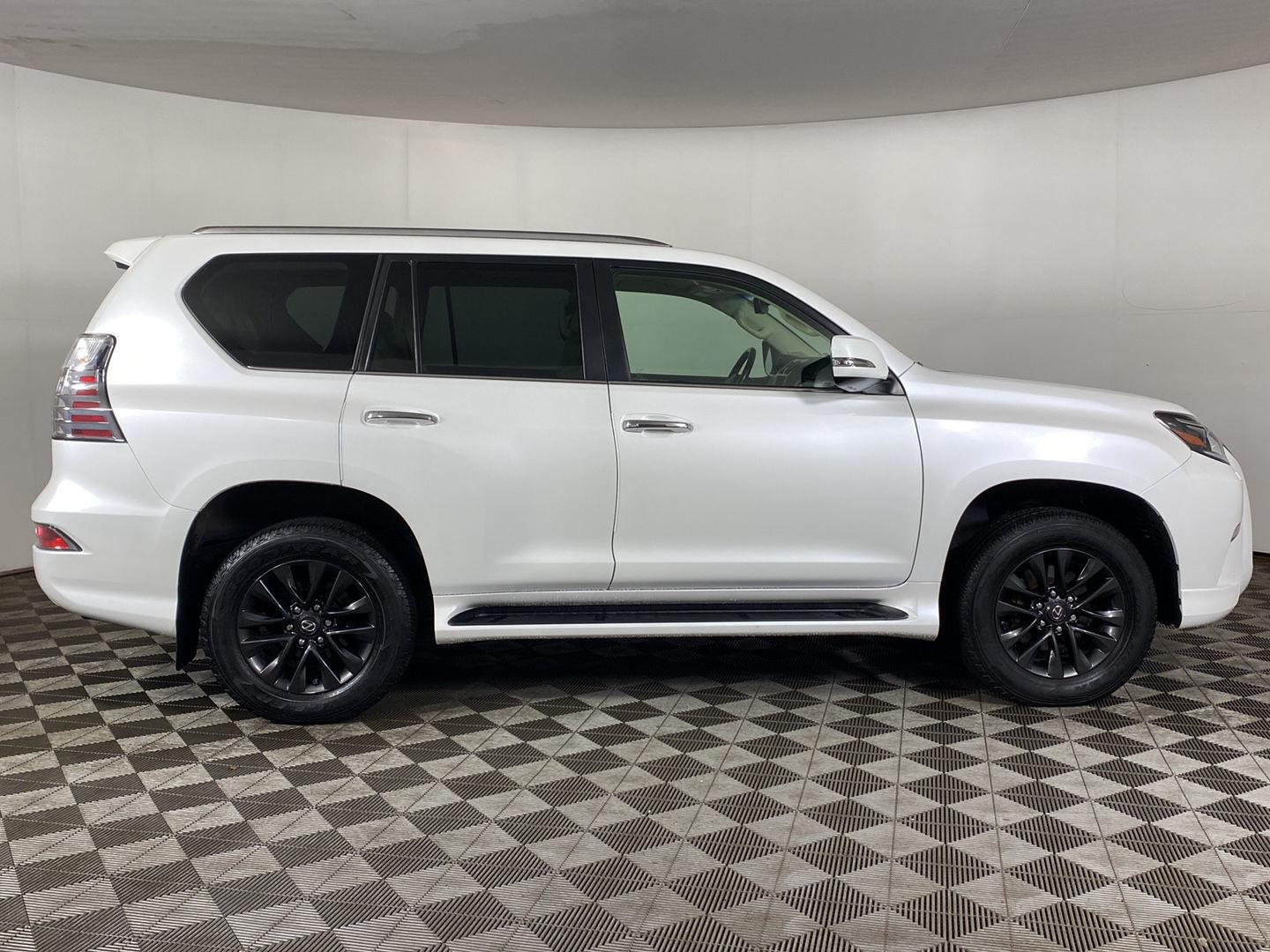 Used 2020 Starfire Pearl Lexus GX 460 Premium image 4