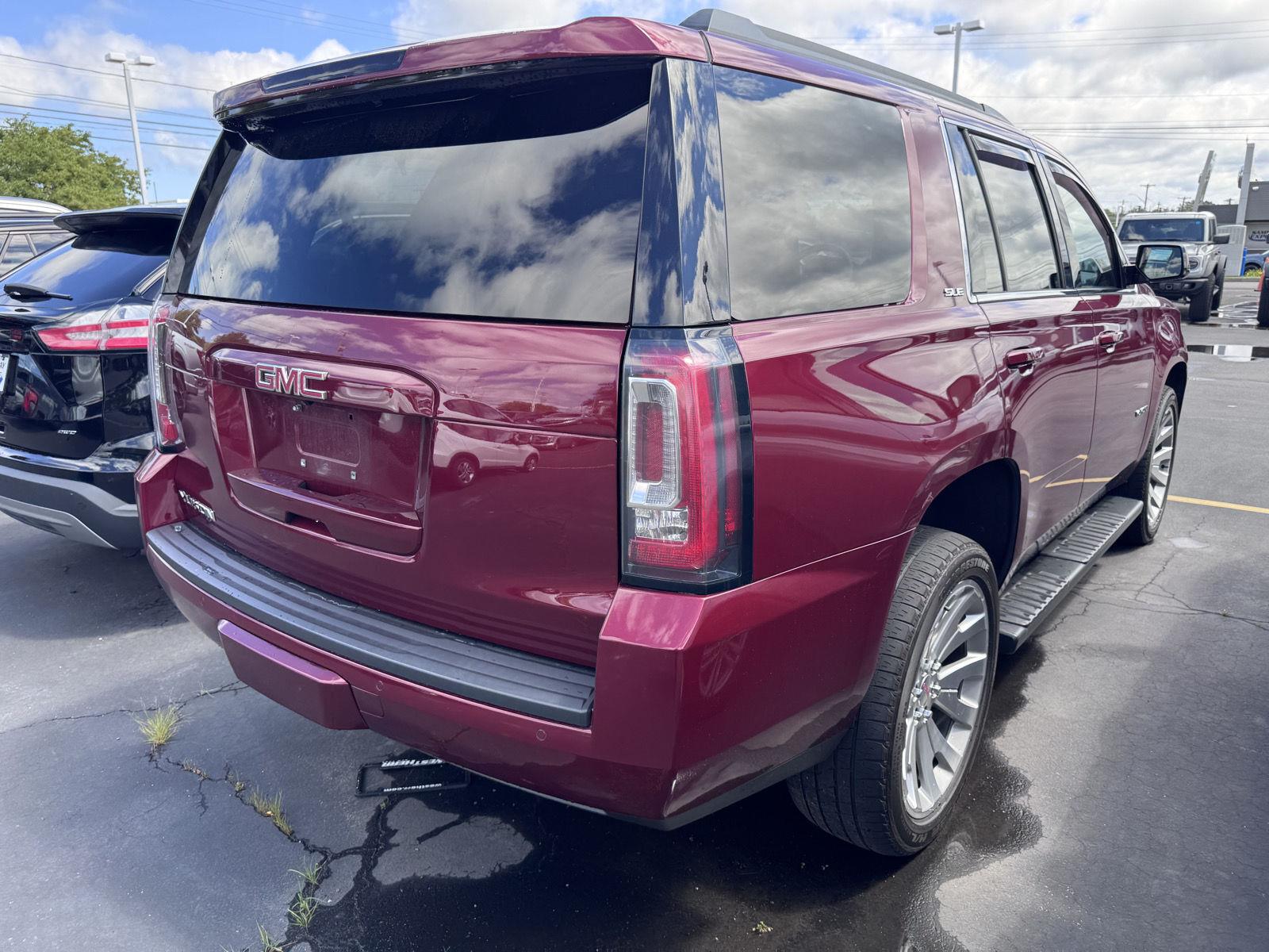 Used 2020 Crimson Red Tintcoat GMC SLE image 4