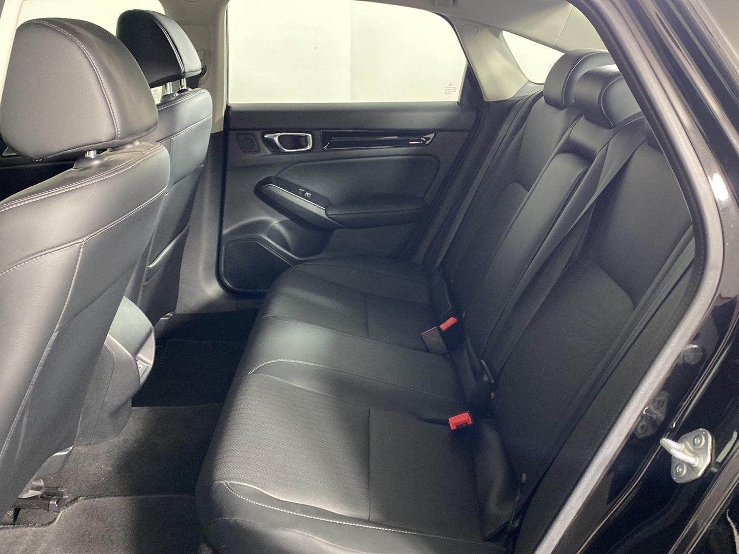 Used 2023 Crystal Black Pearl Honda Touring image 16