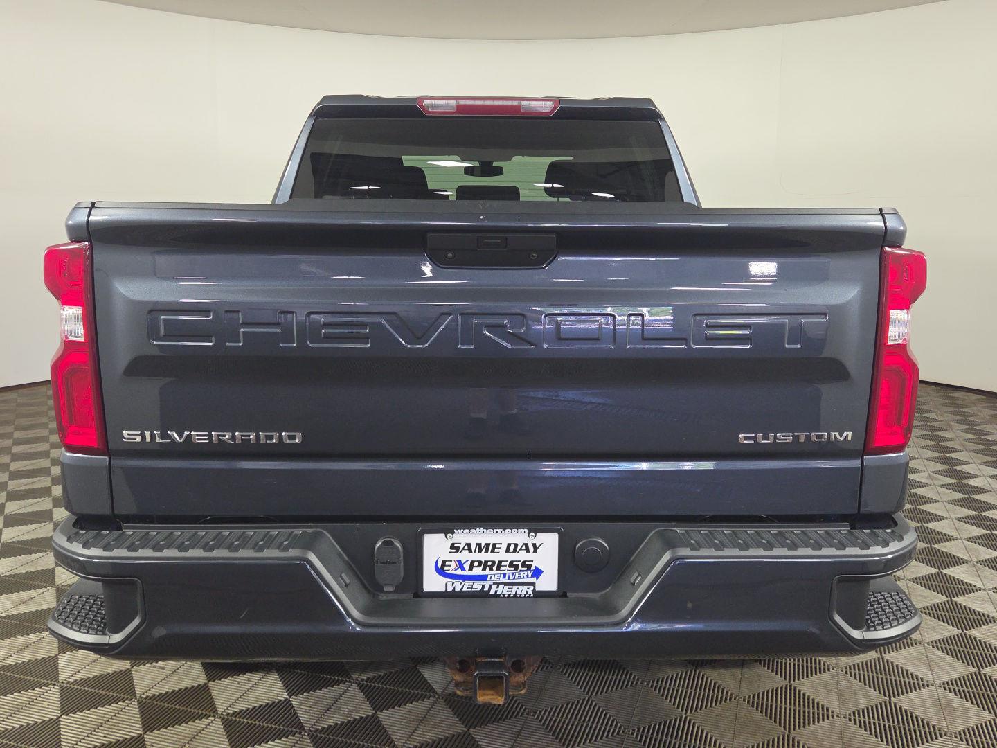 Used 2021 Shadow Gray Metallic Chevrolet Custom image 19