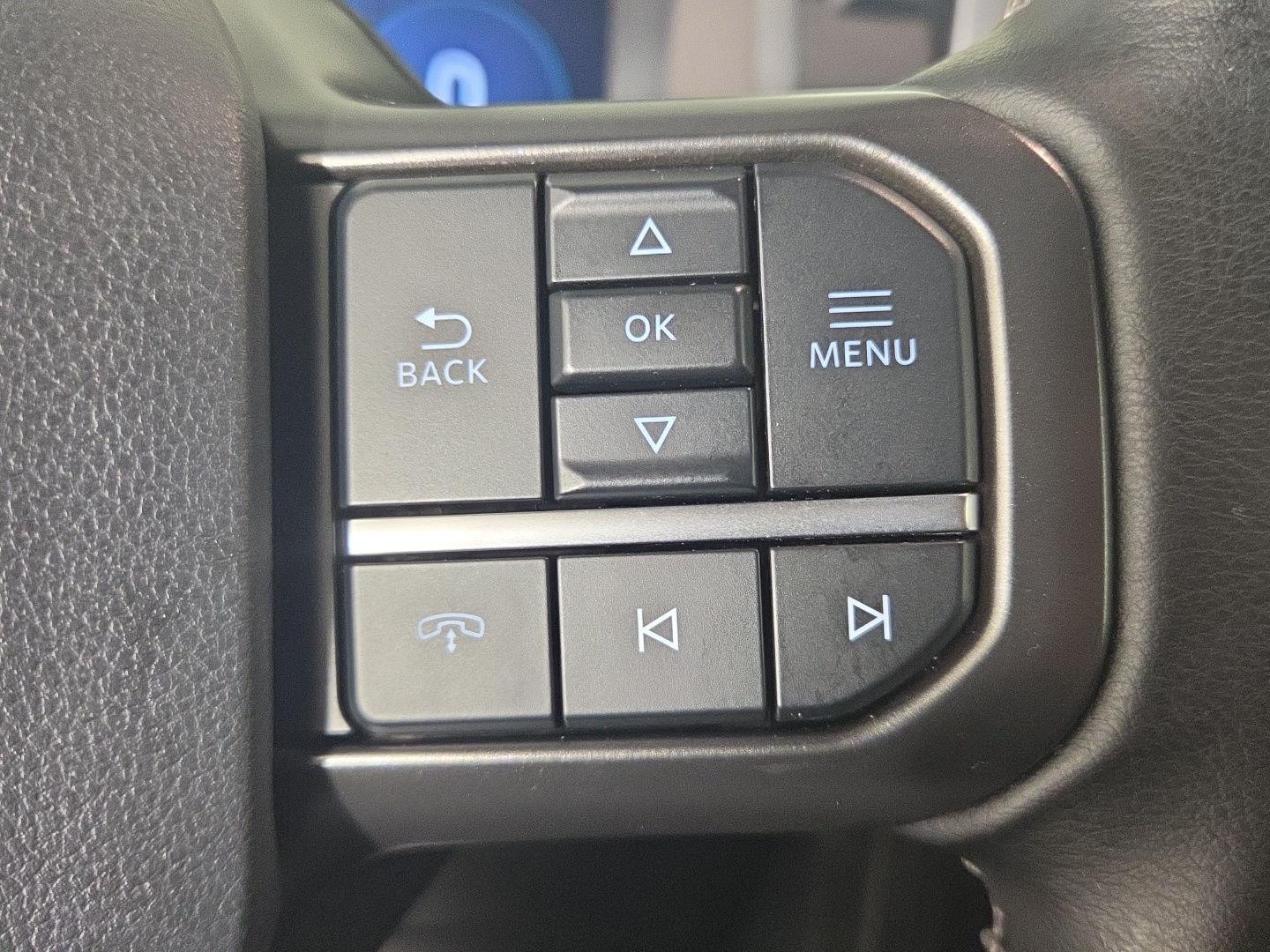 Used 2024 Oxford White Ford XLT image 10