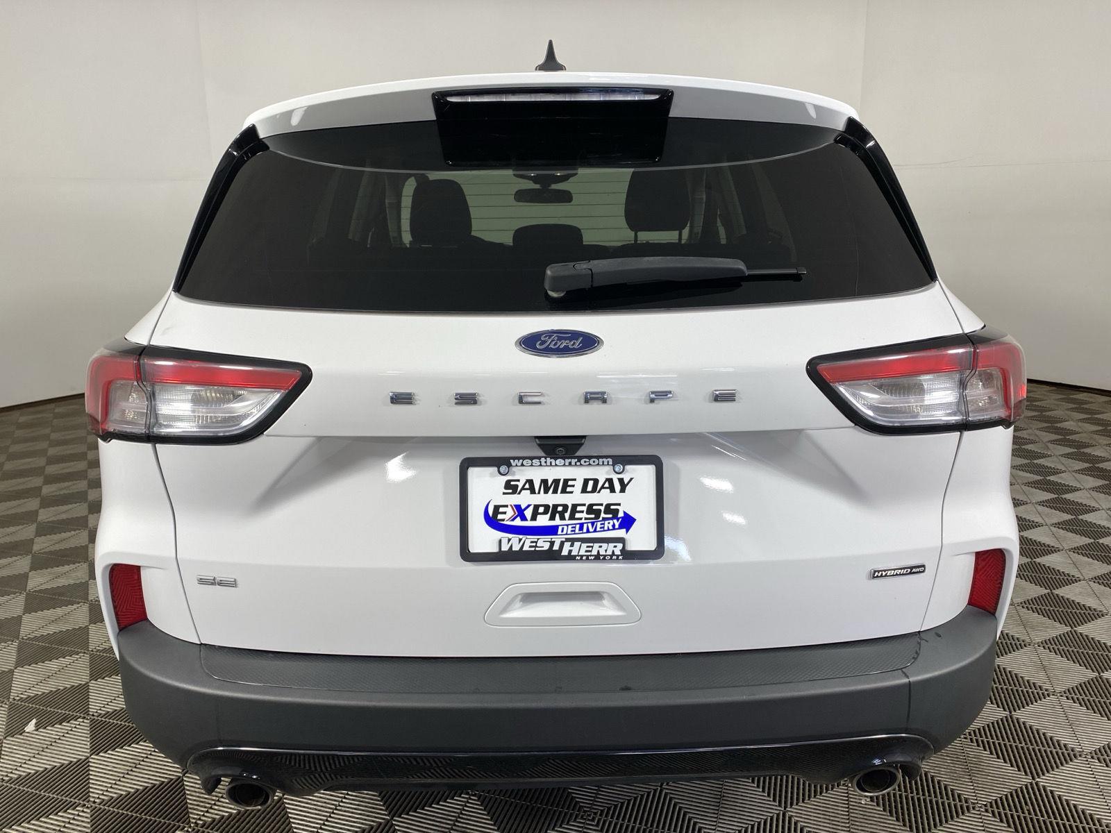 Used 2022 Oxford White Ford SE Hybrid image 6
